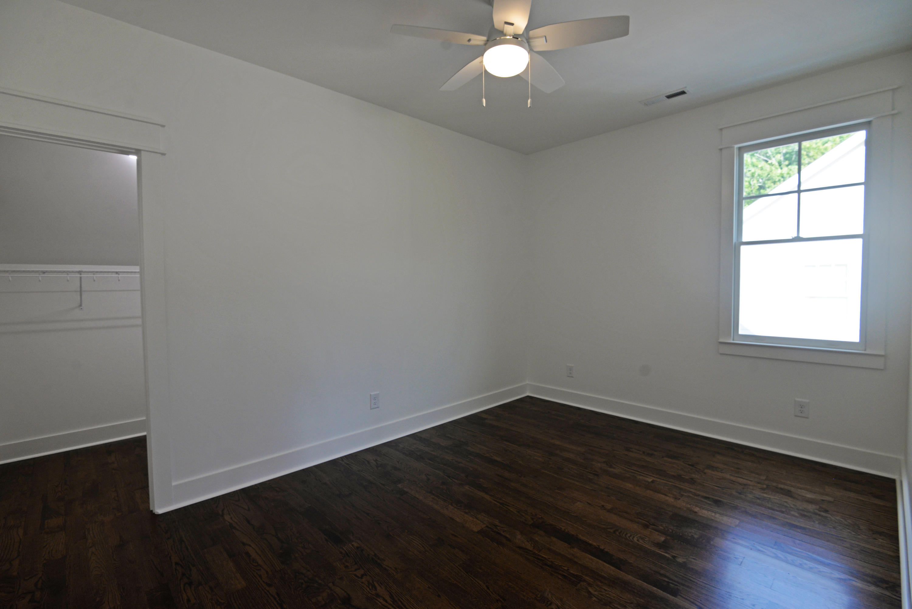 1307 W 45th Street