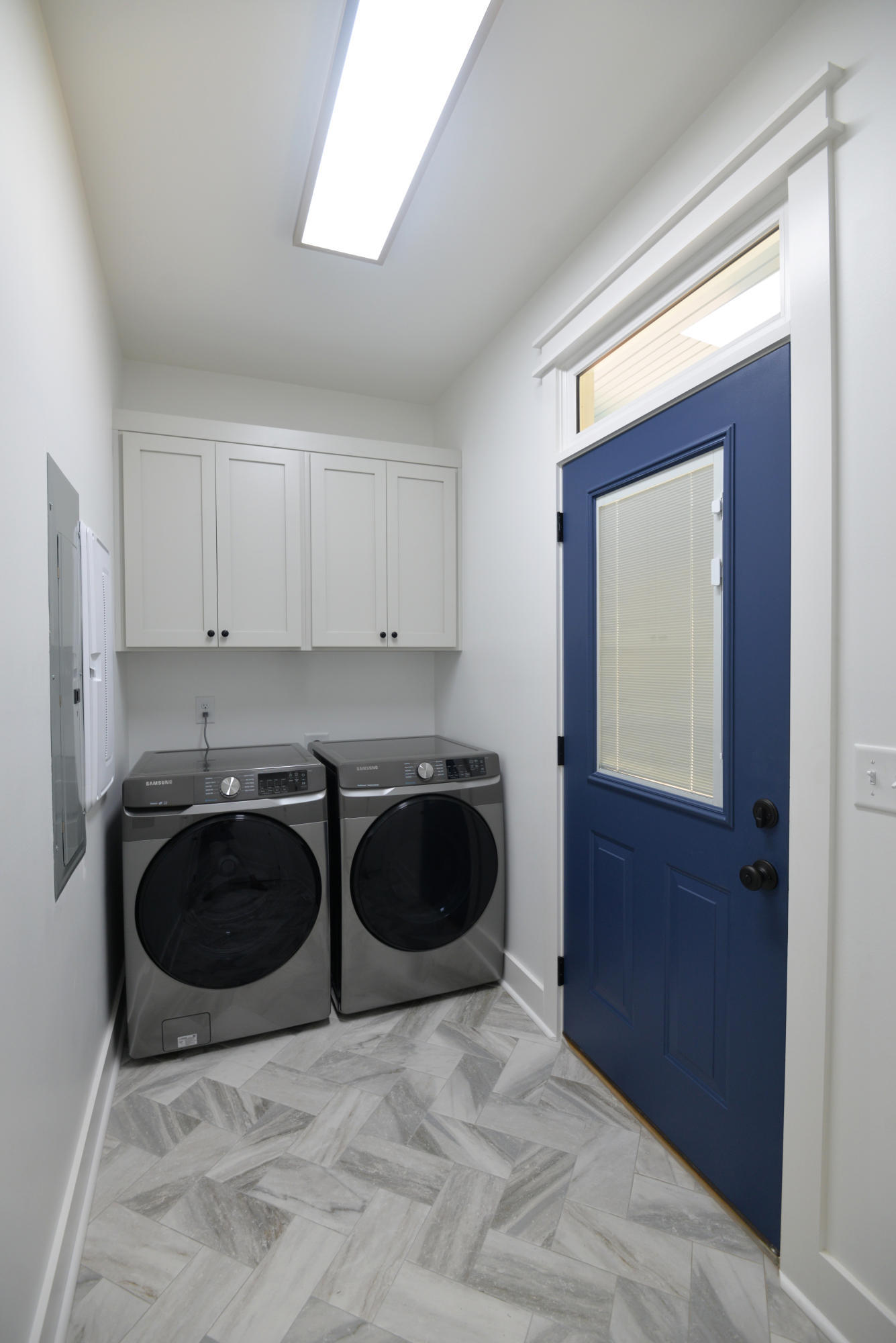 1307 W 45th Street