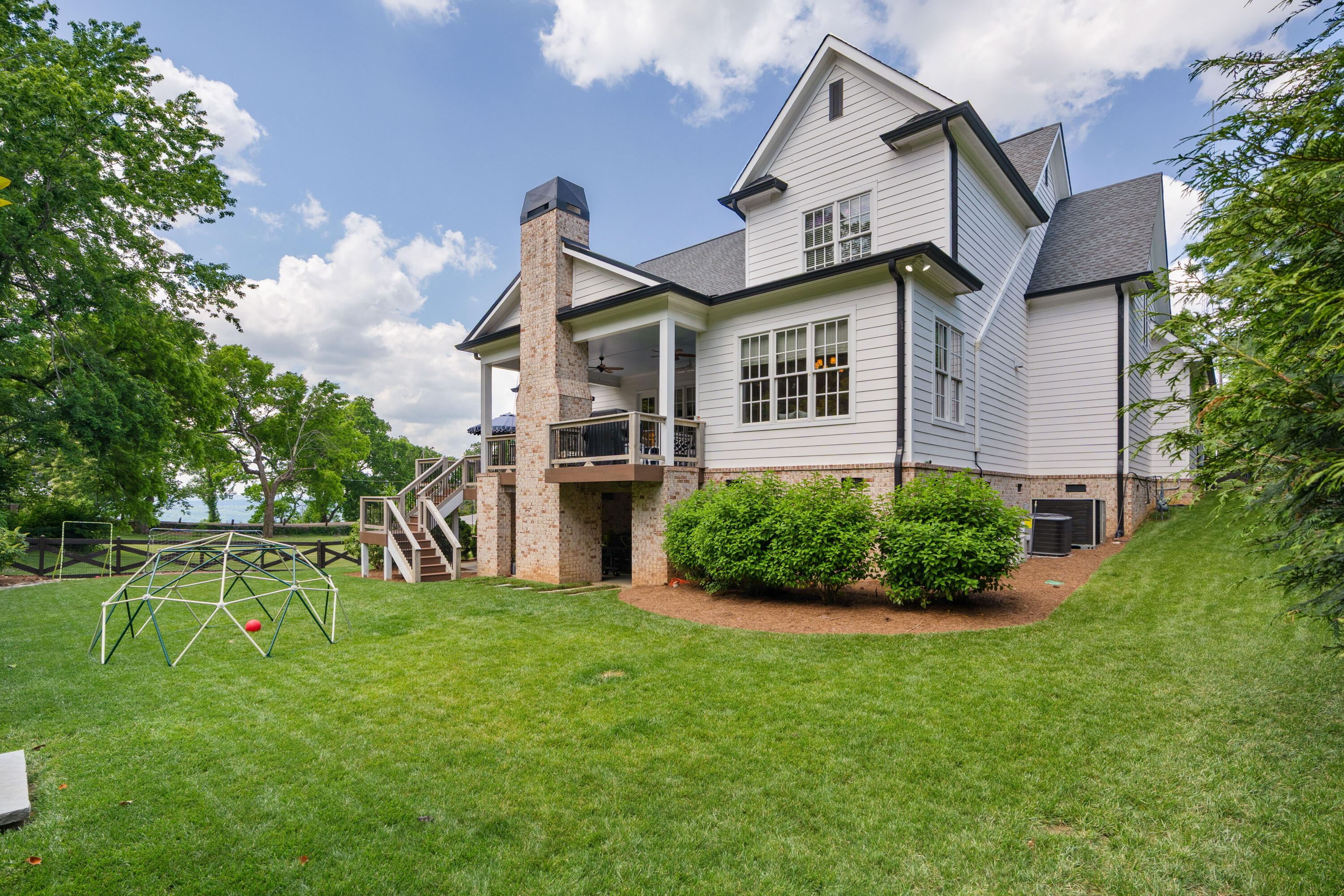 114 Lyerly Street