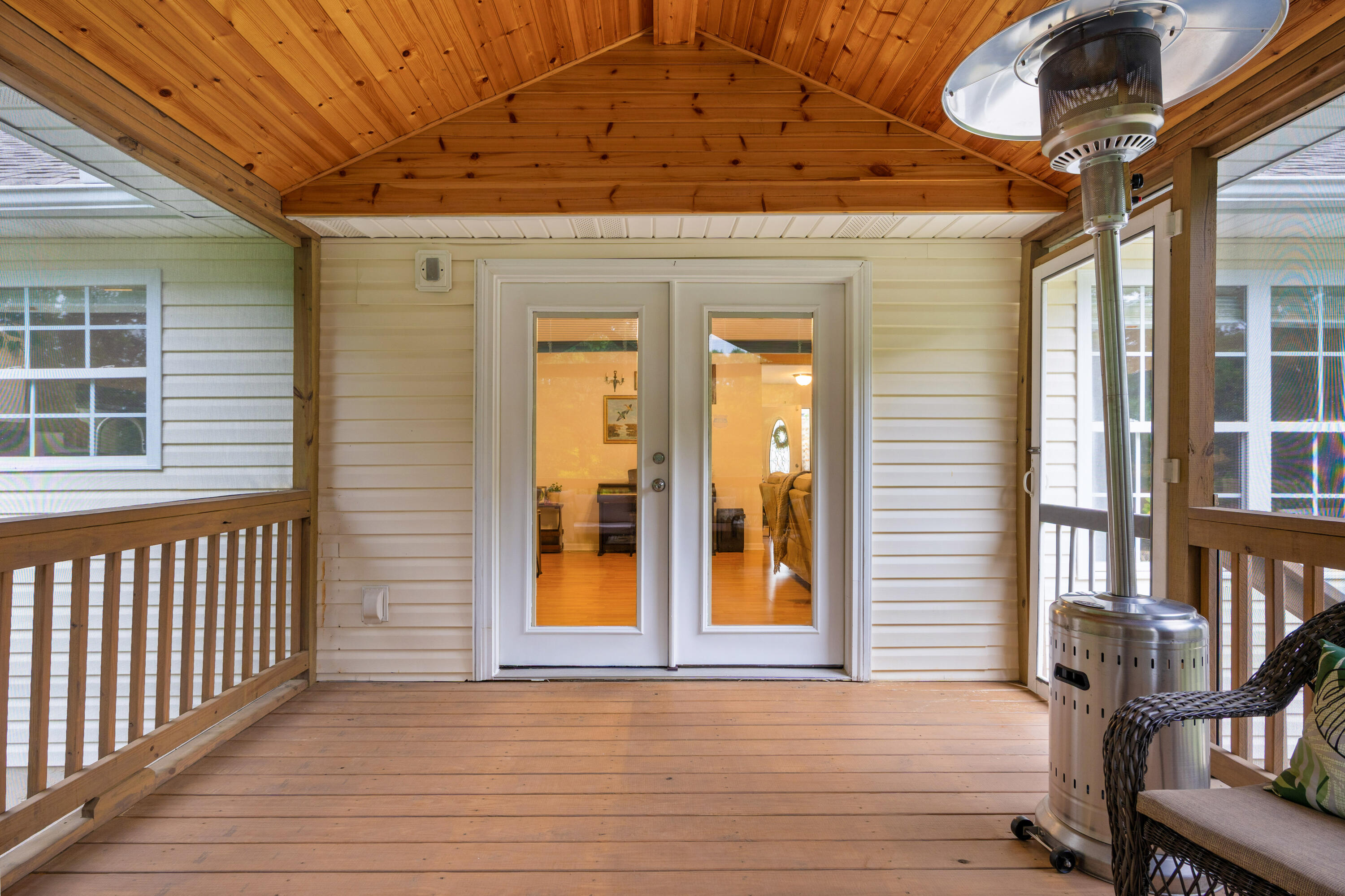 562 Bluff View Drive