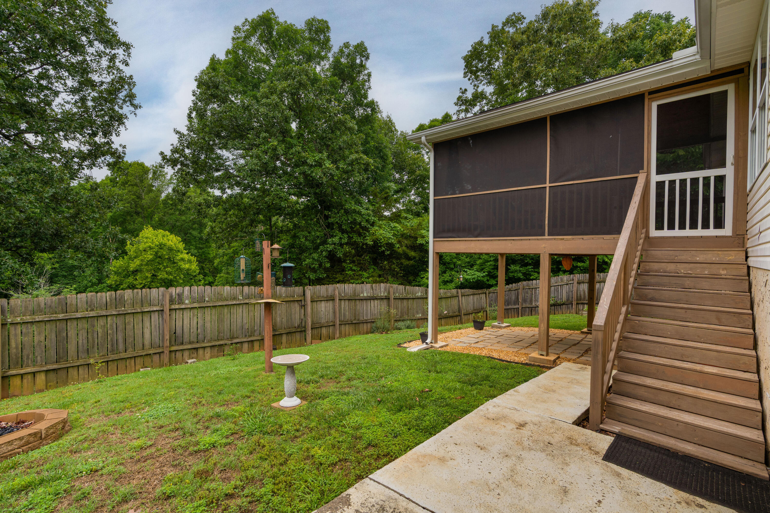 562 Bluff View Drive