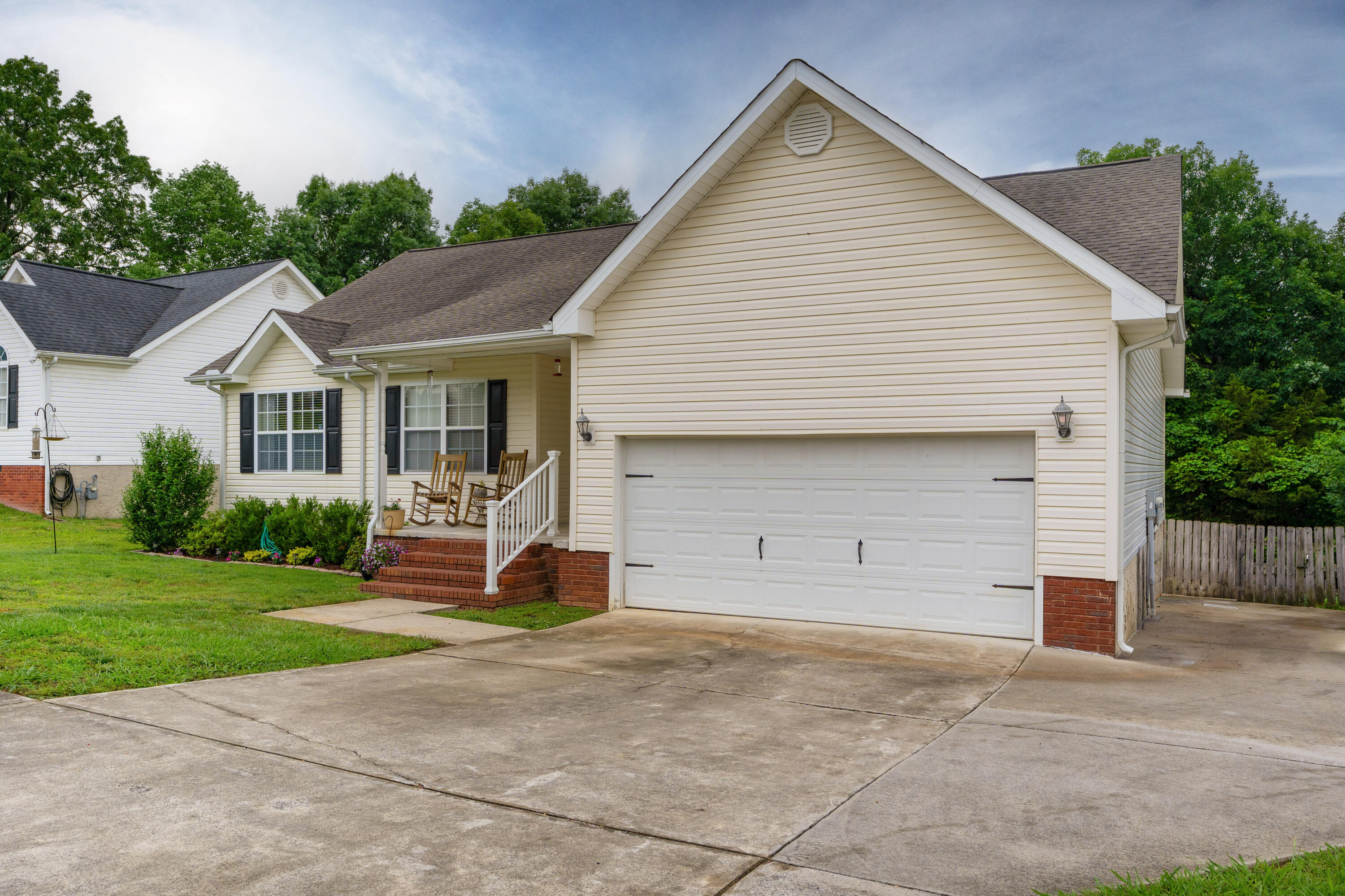 562 Bluff View Drive