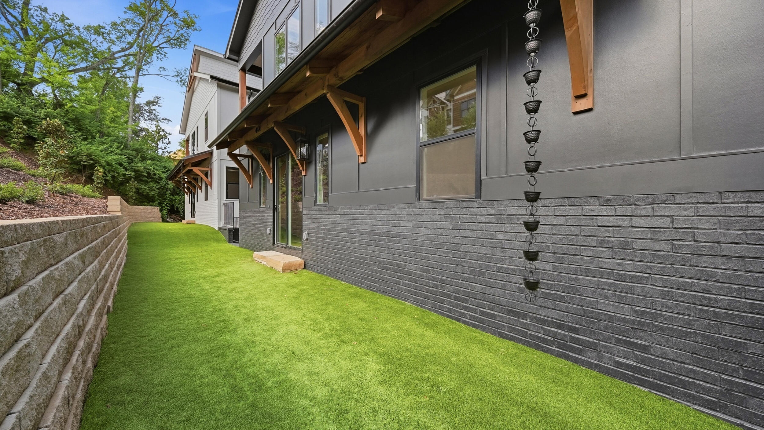 403 Druid Lane