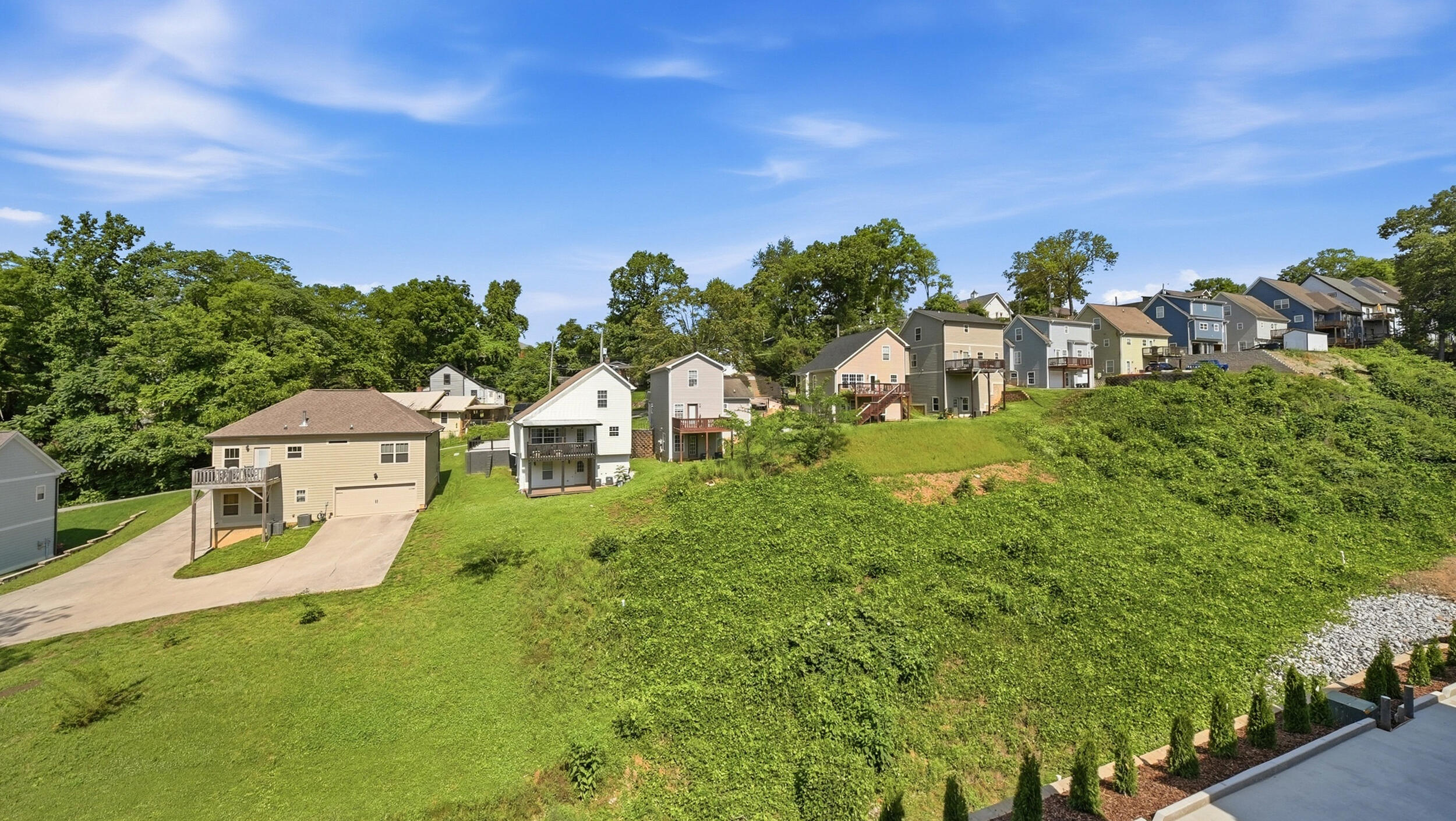 403 Druid Lane