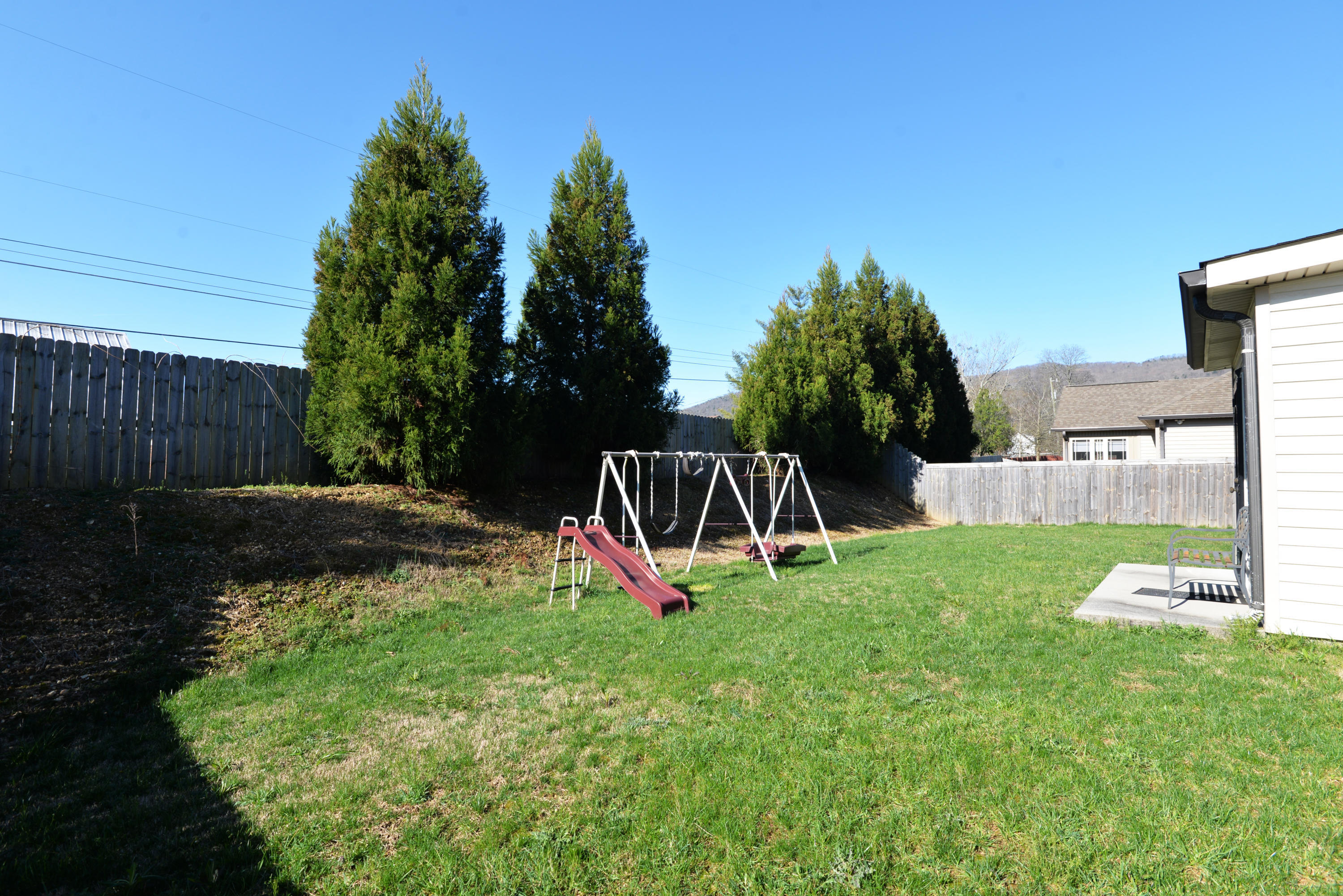 3384 Willow Lake Circle