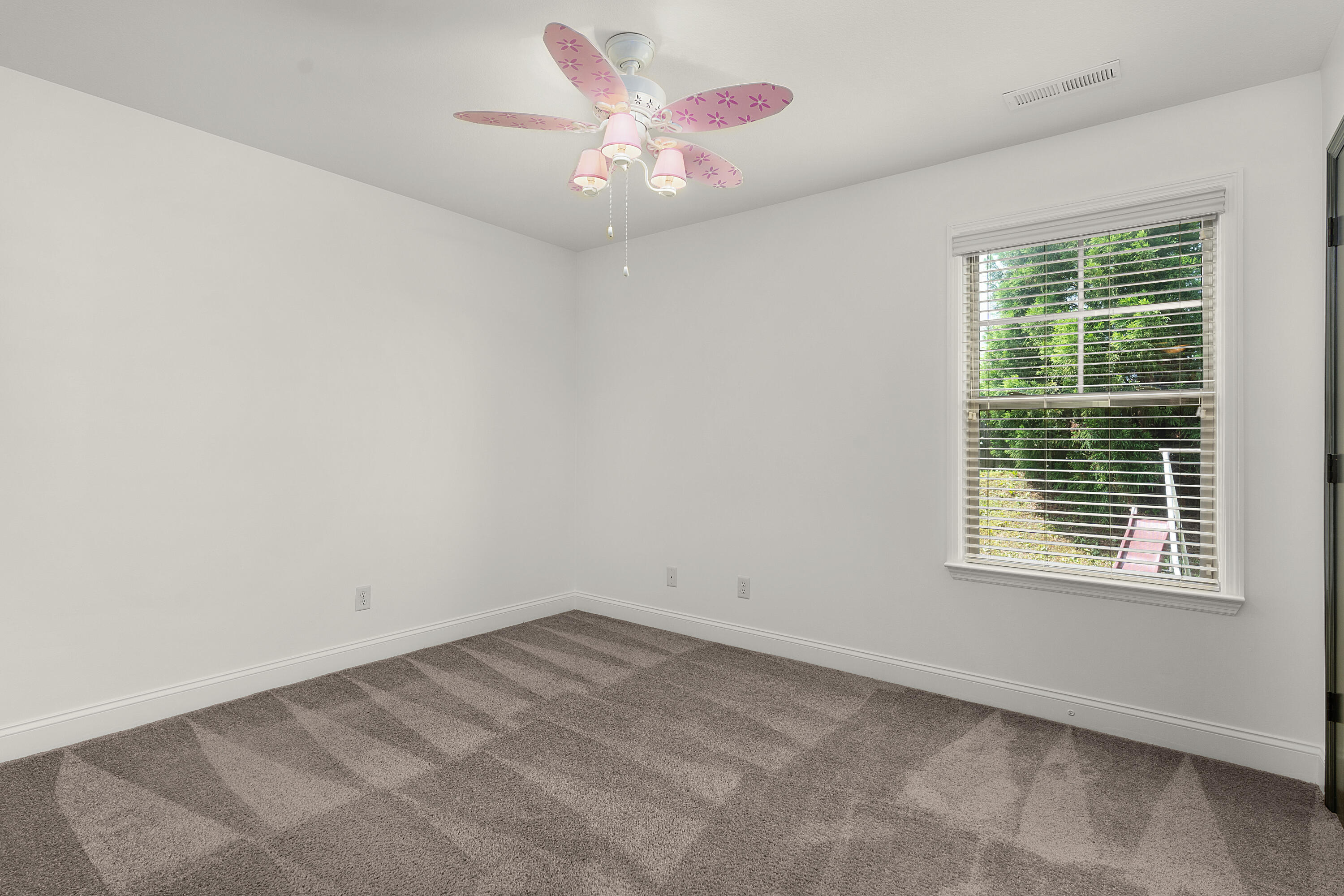 3384 Willow Lake Circle