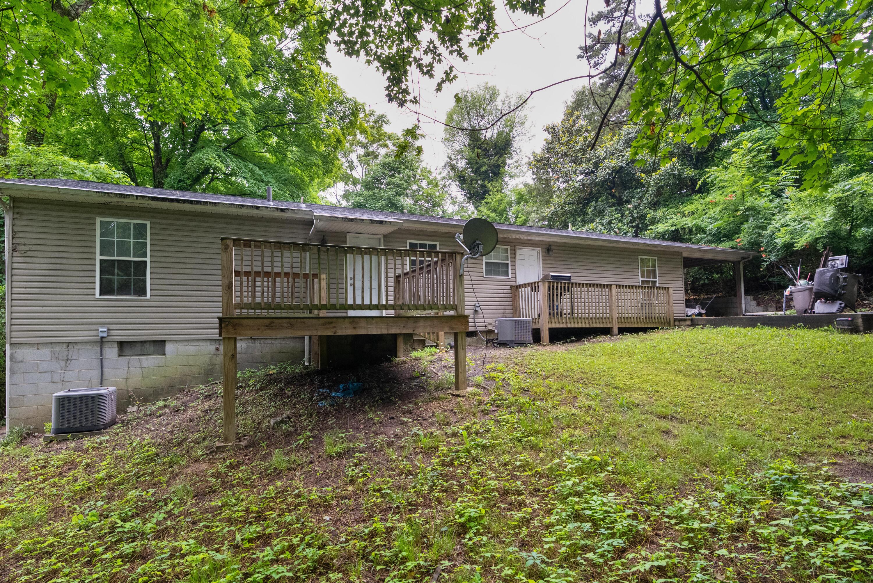 3101 Engert Drive, 1 + 2