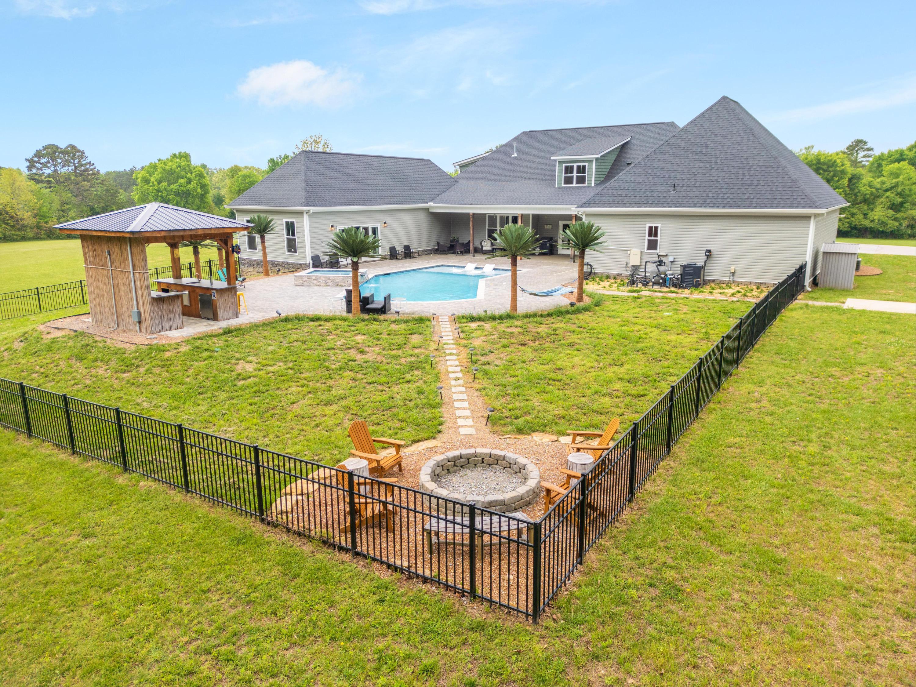 2419 Welch Road