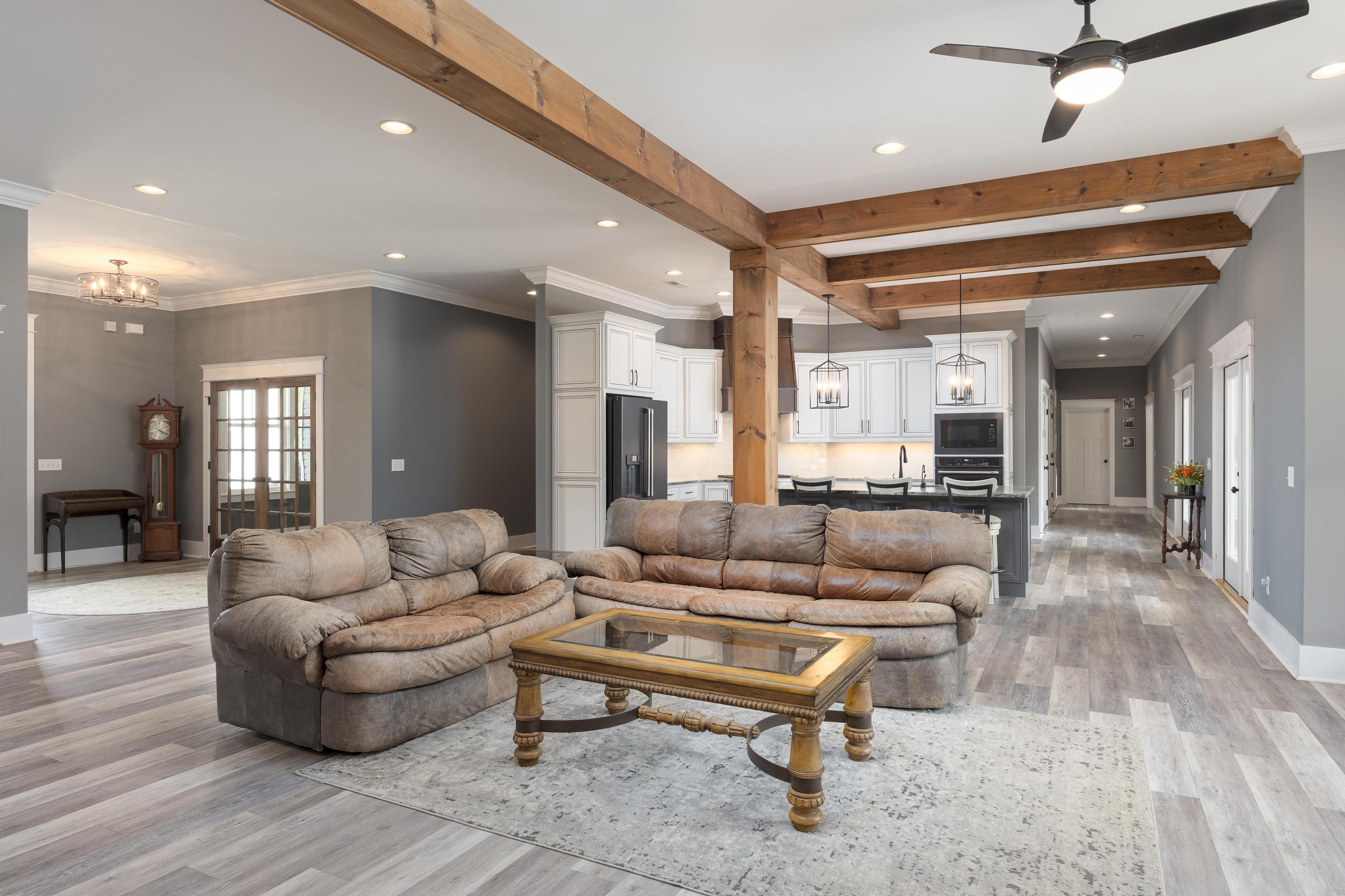 2419 Welch Road