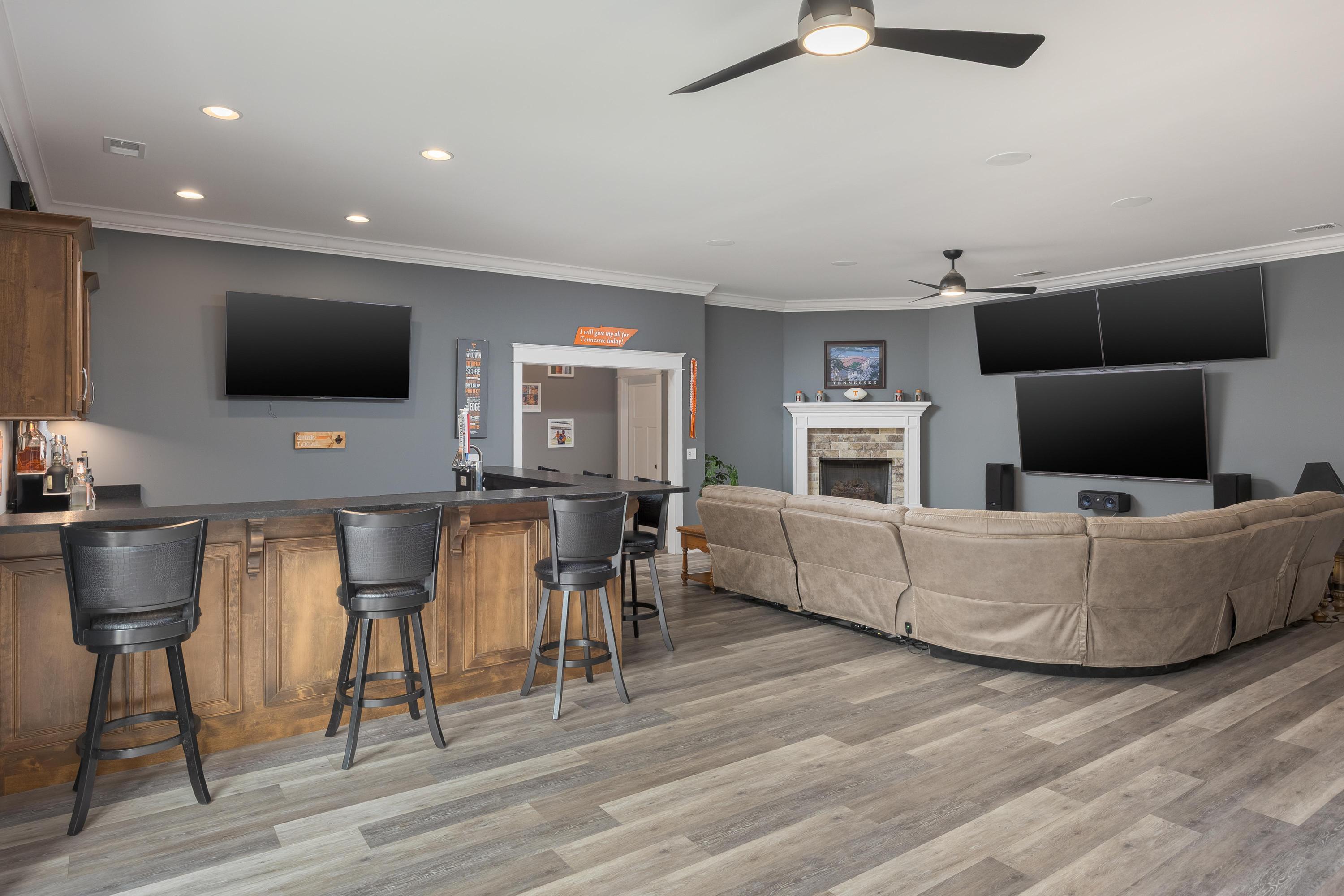 2419 Welch Road