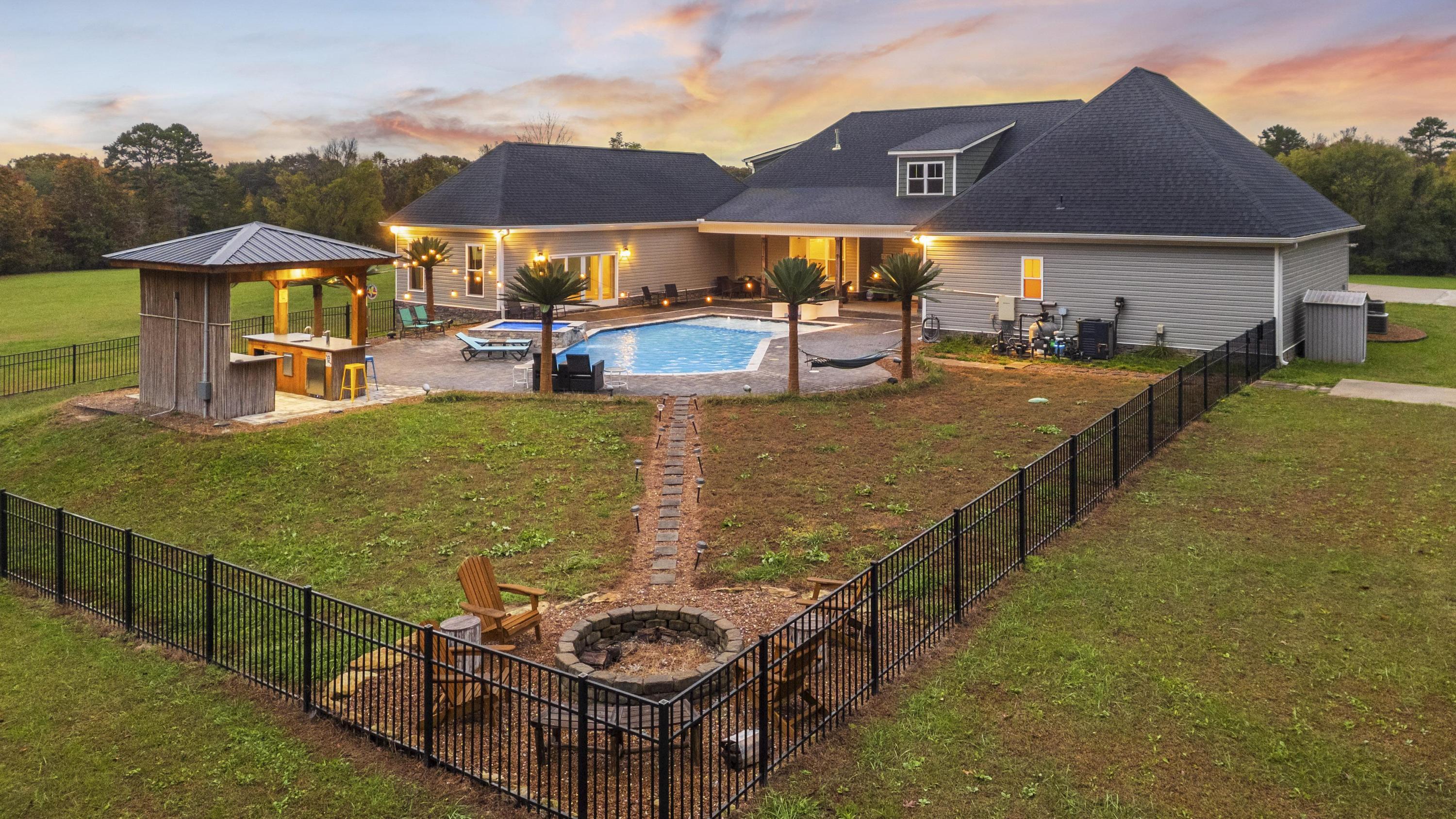 2419 Welch Road