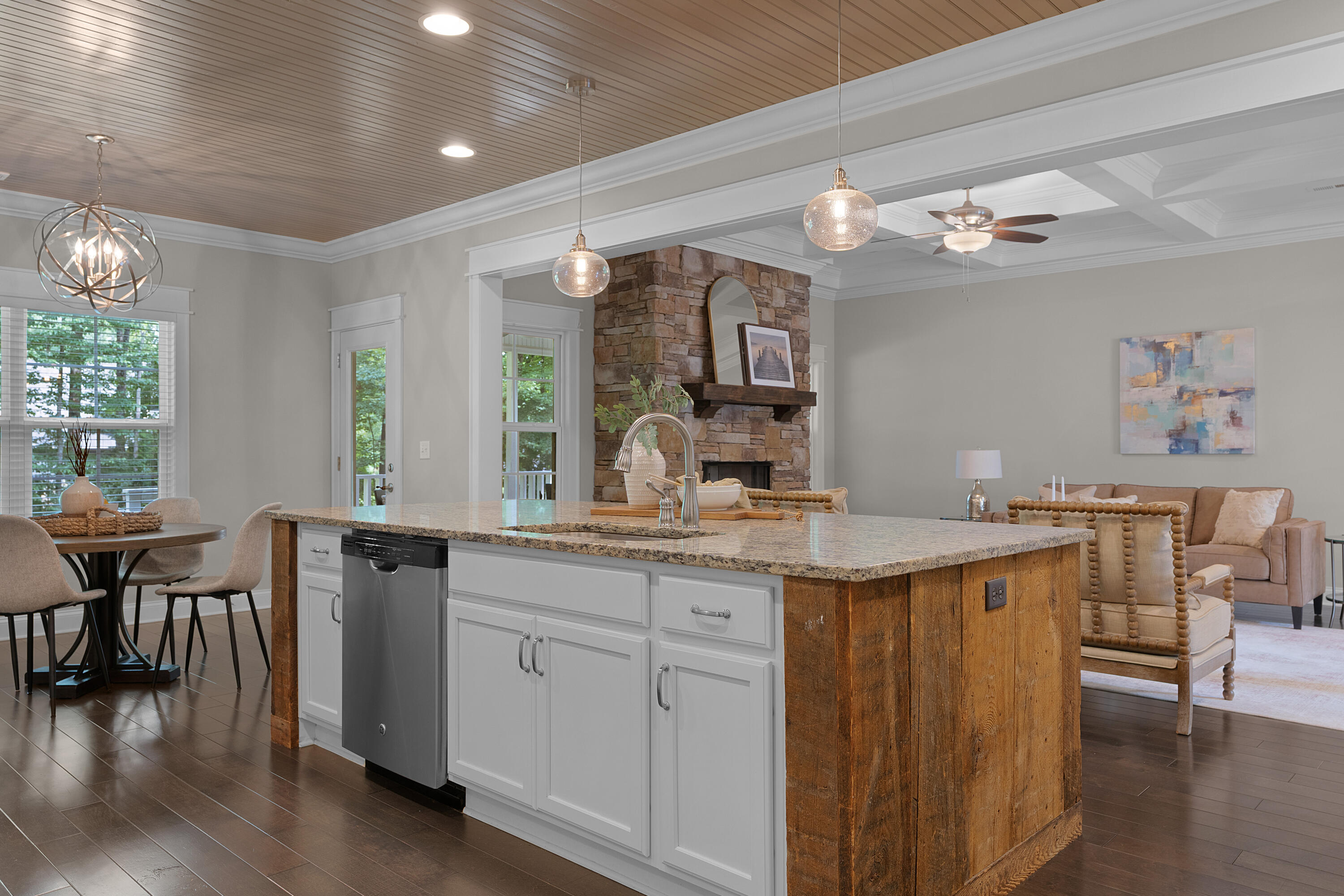 2415 Anchor Trail