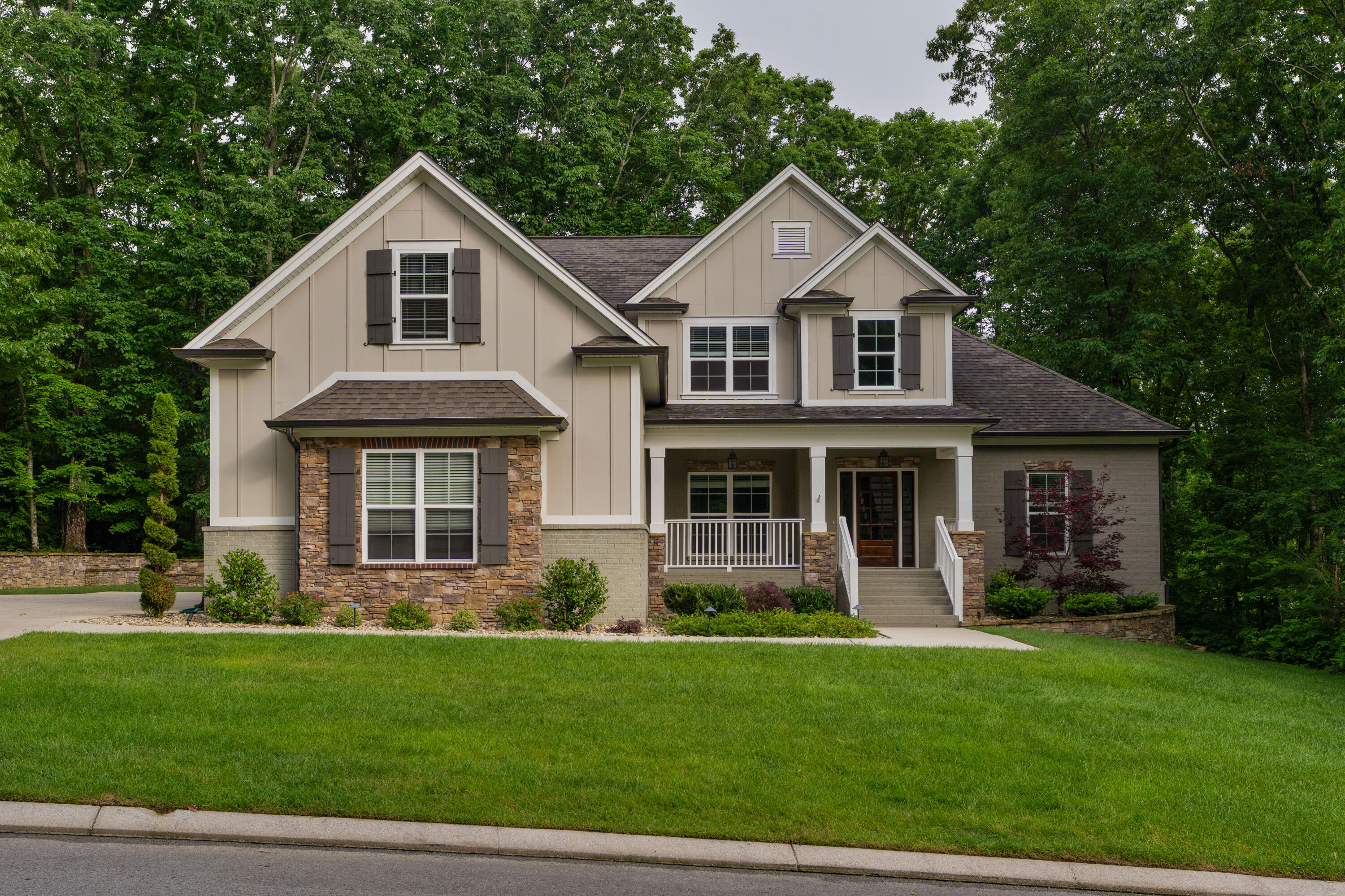 2415 Anchor Trail