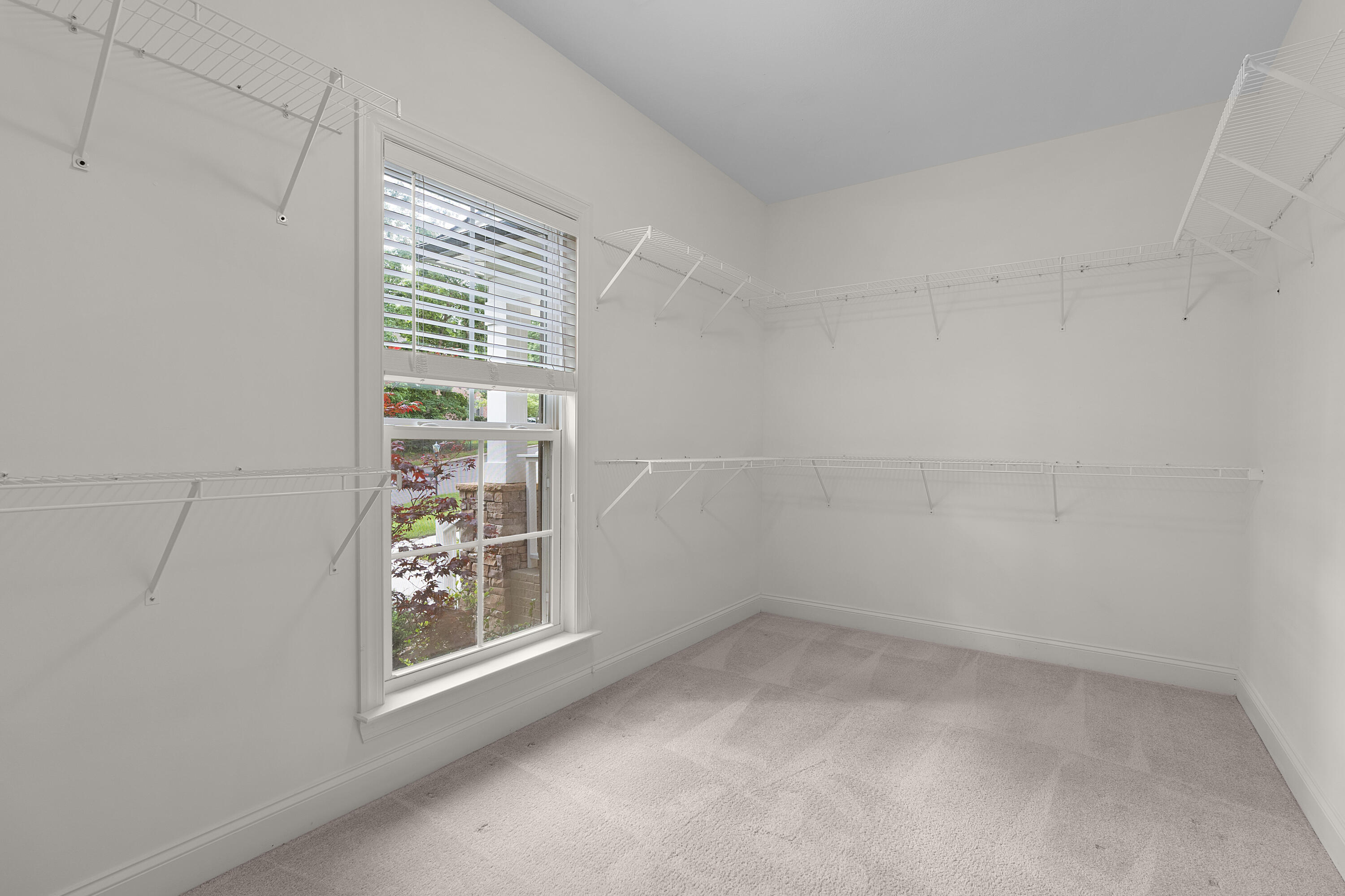 2415 Anchor Trail