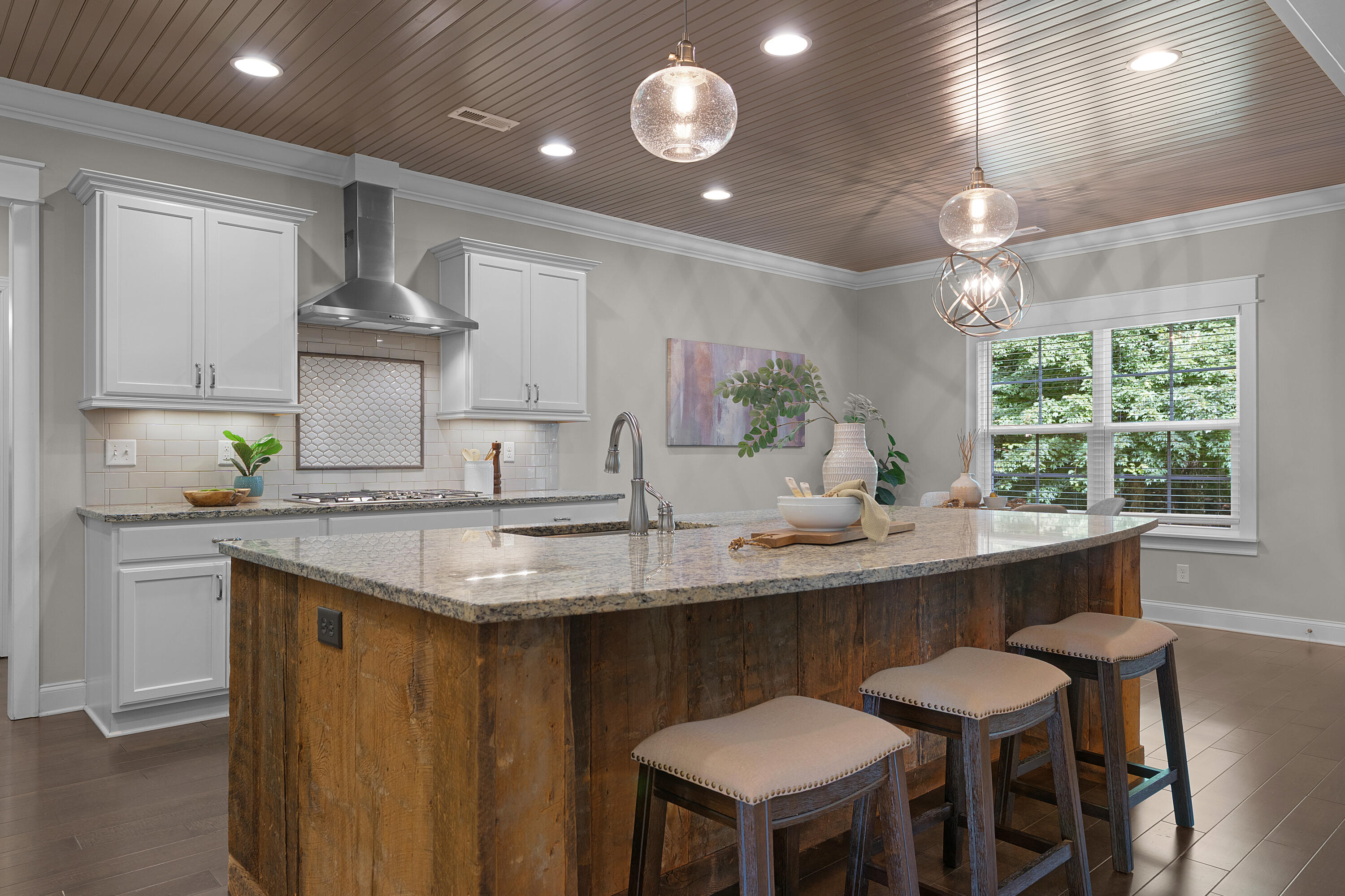 2415 Anchor Trail