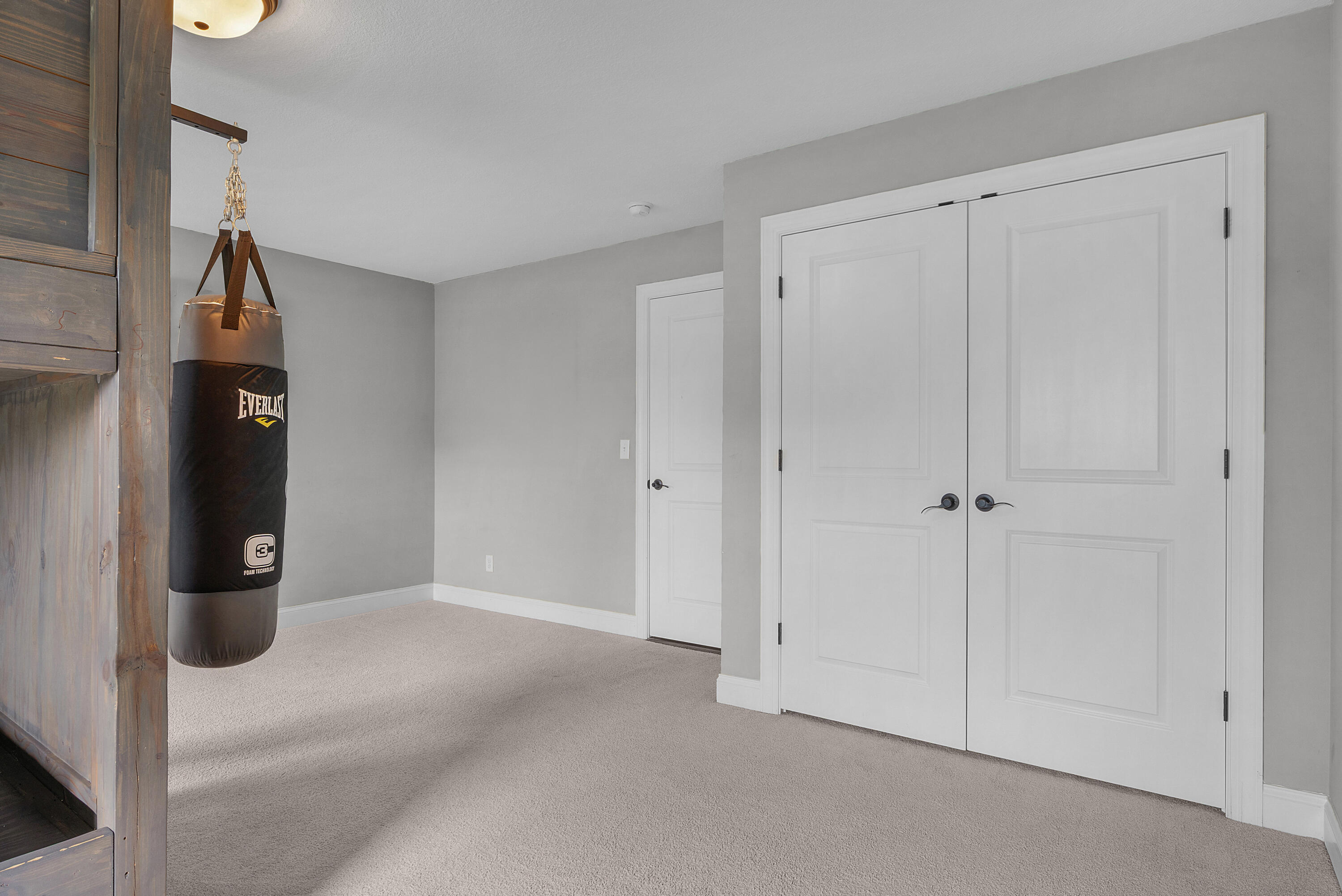 1406 Bridgeview Drive, 46