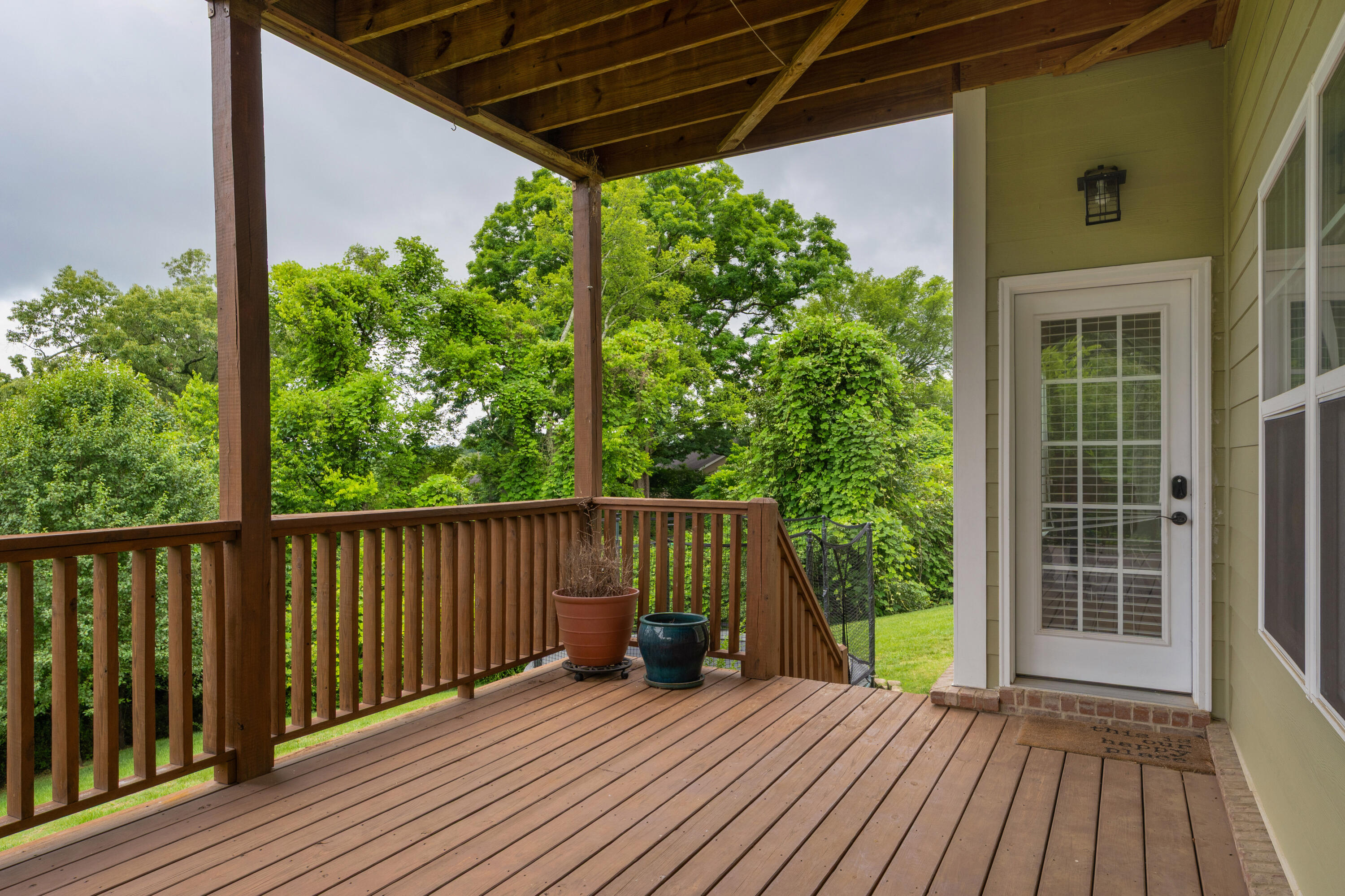1406 Bridgeview Drive, 46