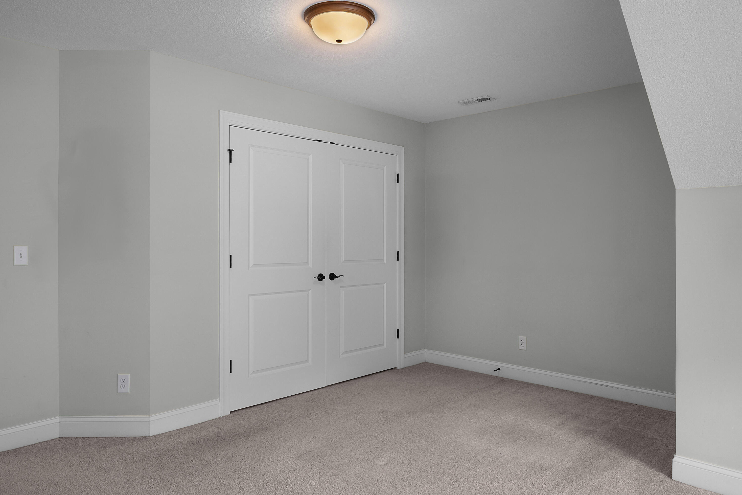 1406 Bridgeview Drive, 46