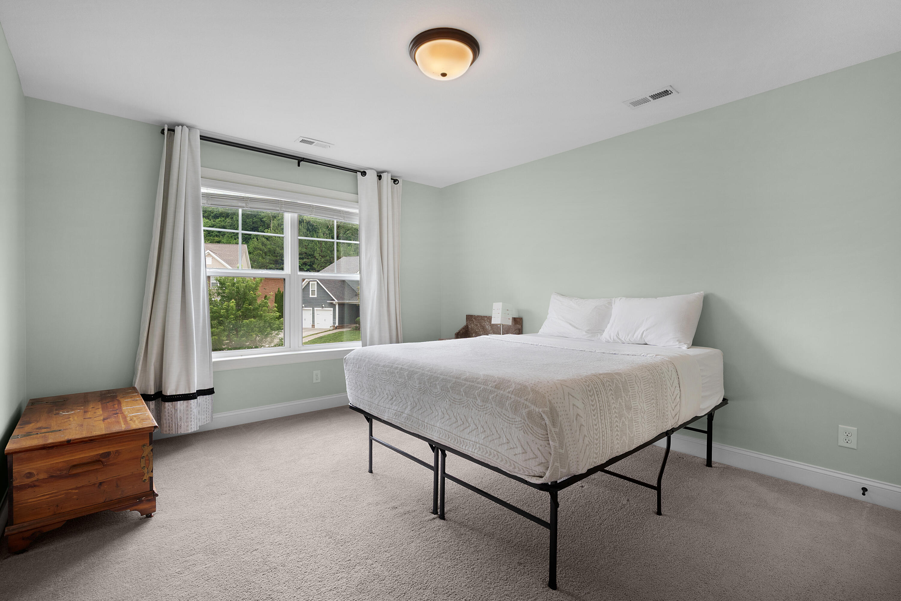 1406 Bridgeview Drive, 46