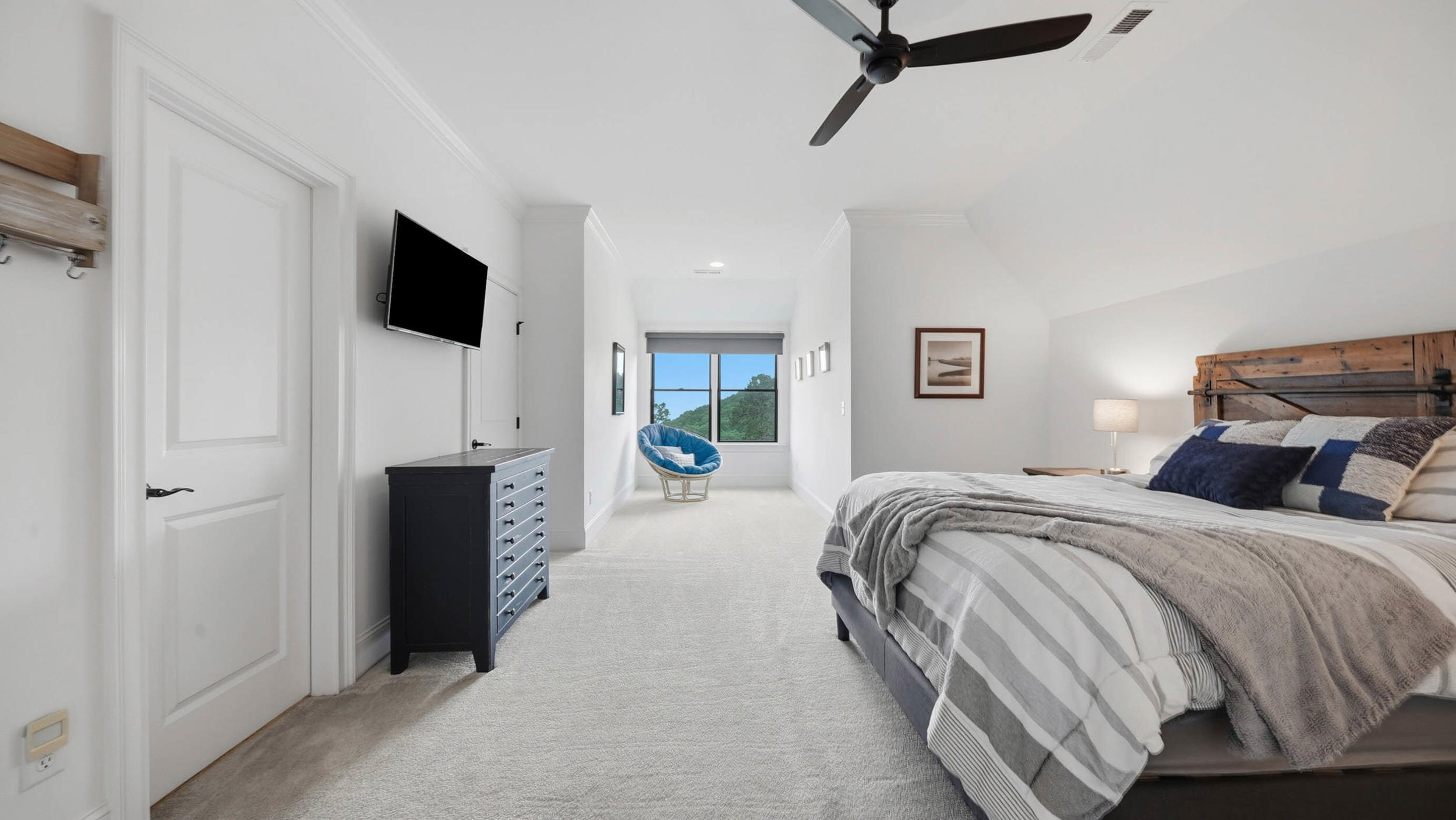 8008 Mountain Laurel Trail