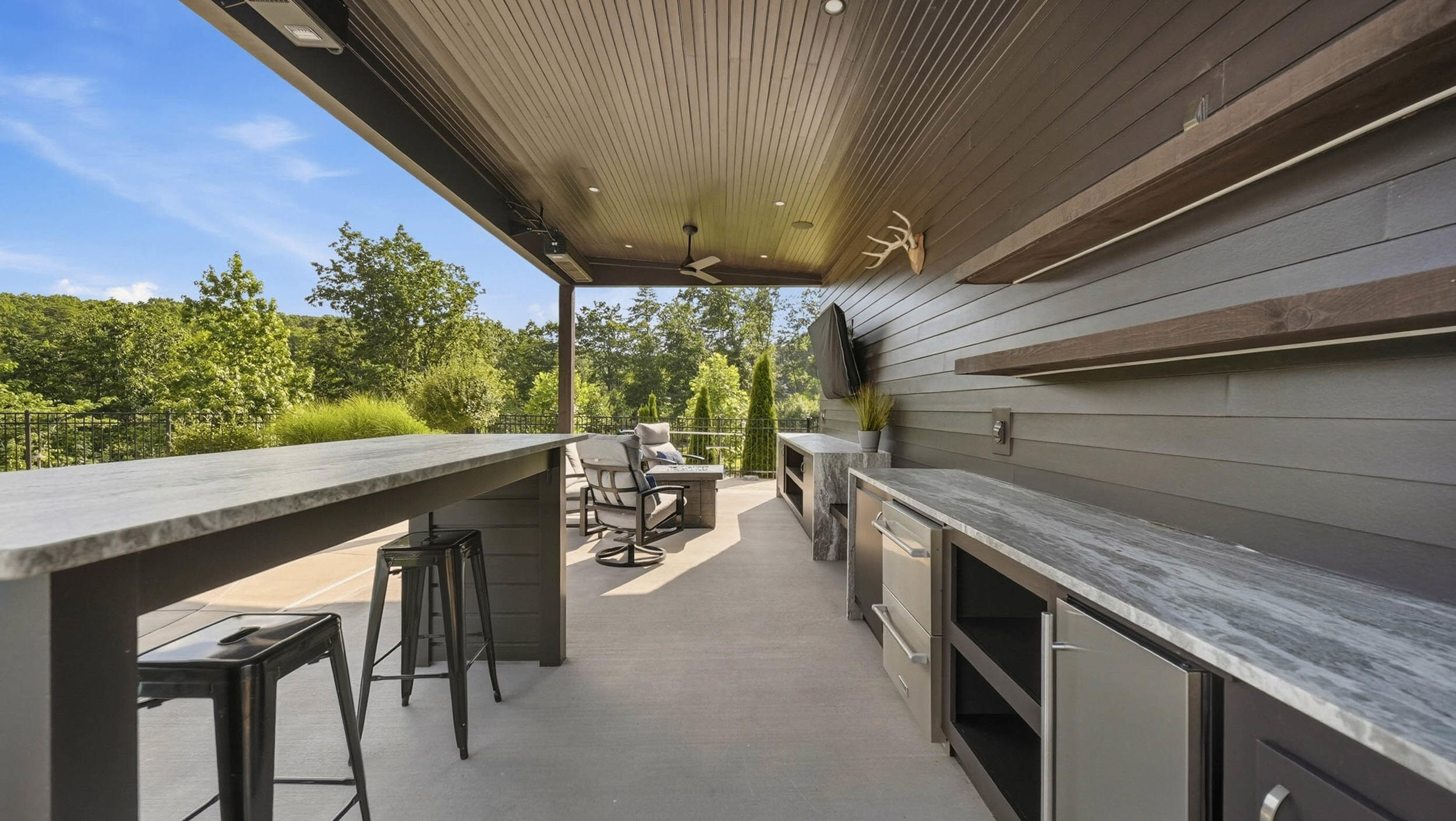 8008 Mountain Laurel Trail