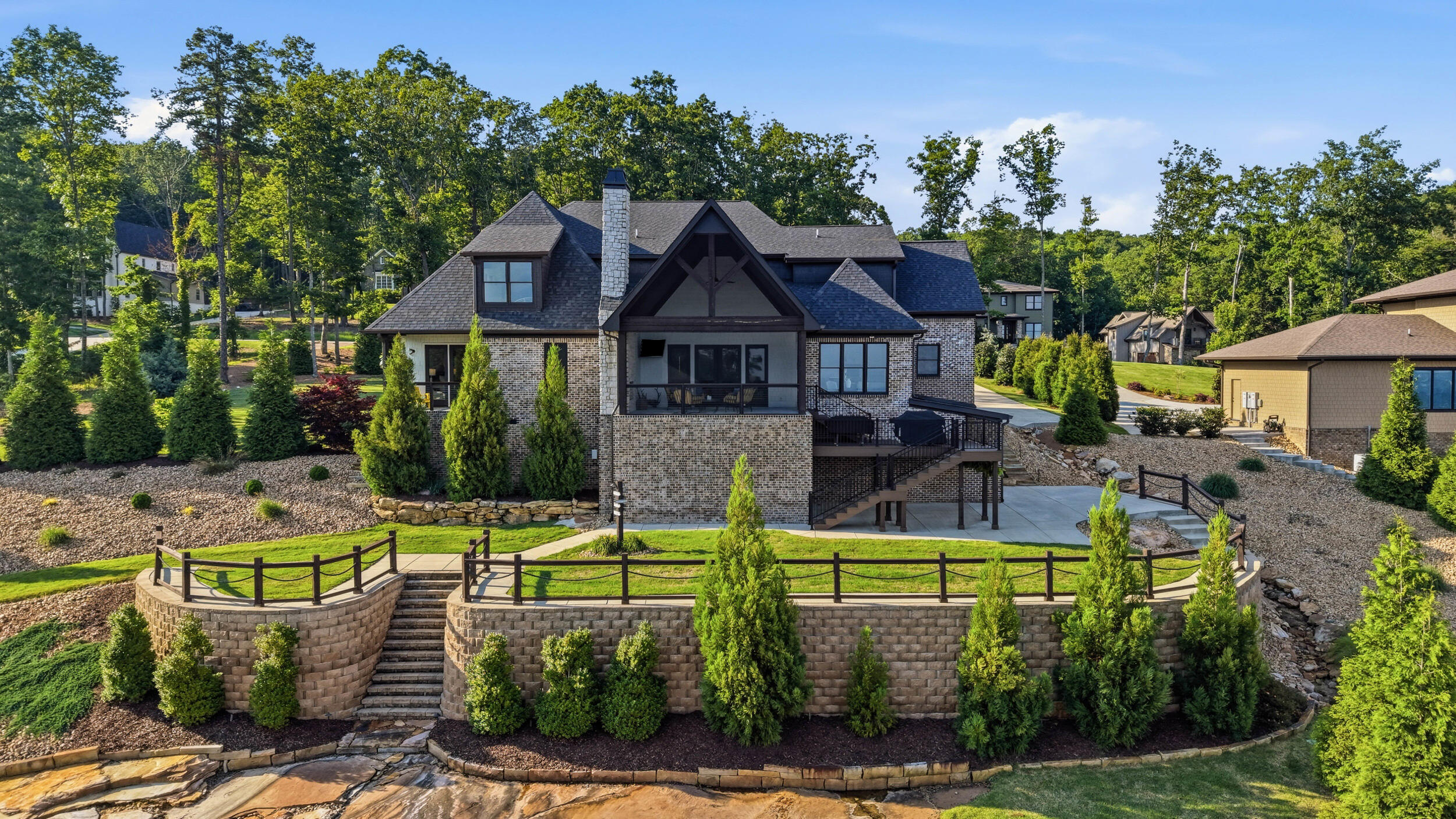 8008 Mountain Laurel Trail