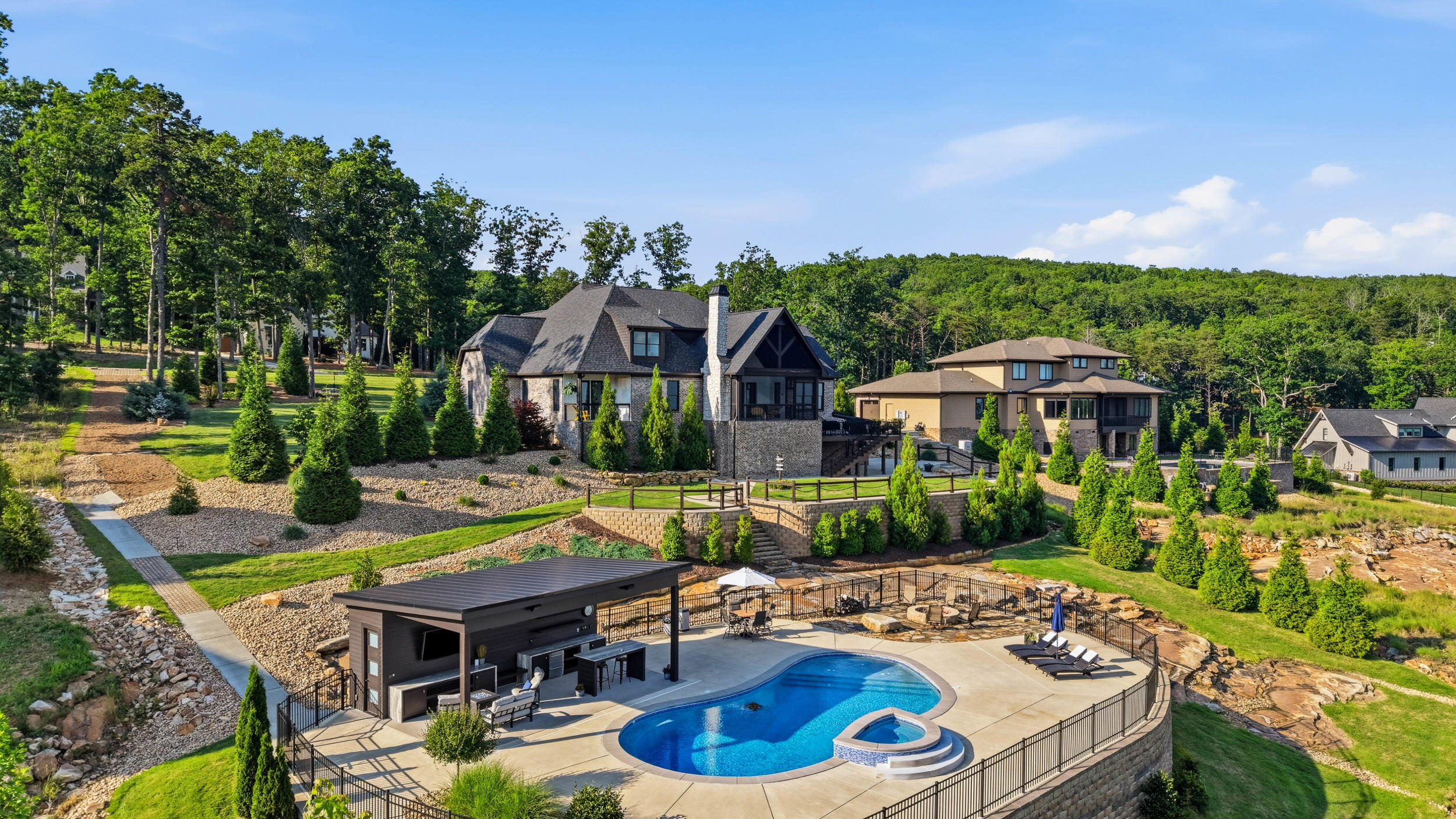 8008 Mountain Laurel Trail