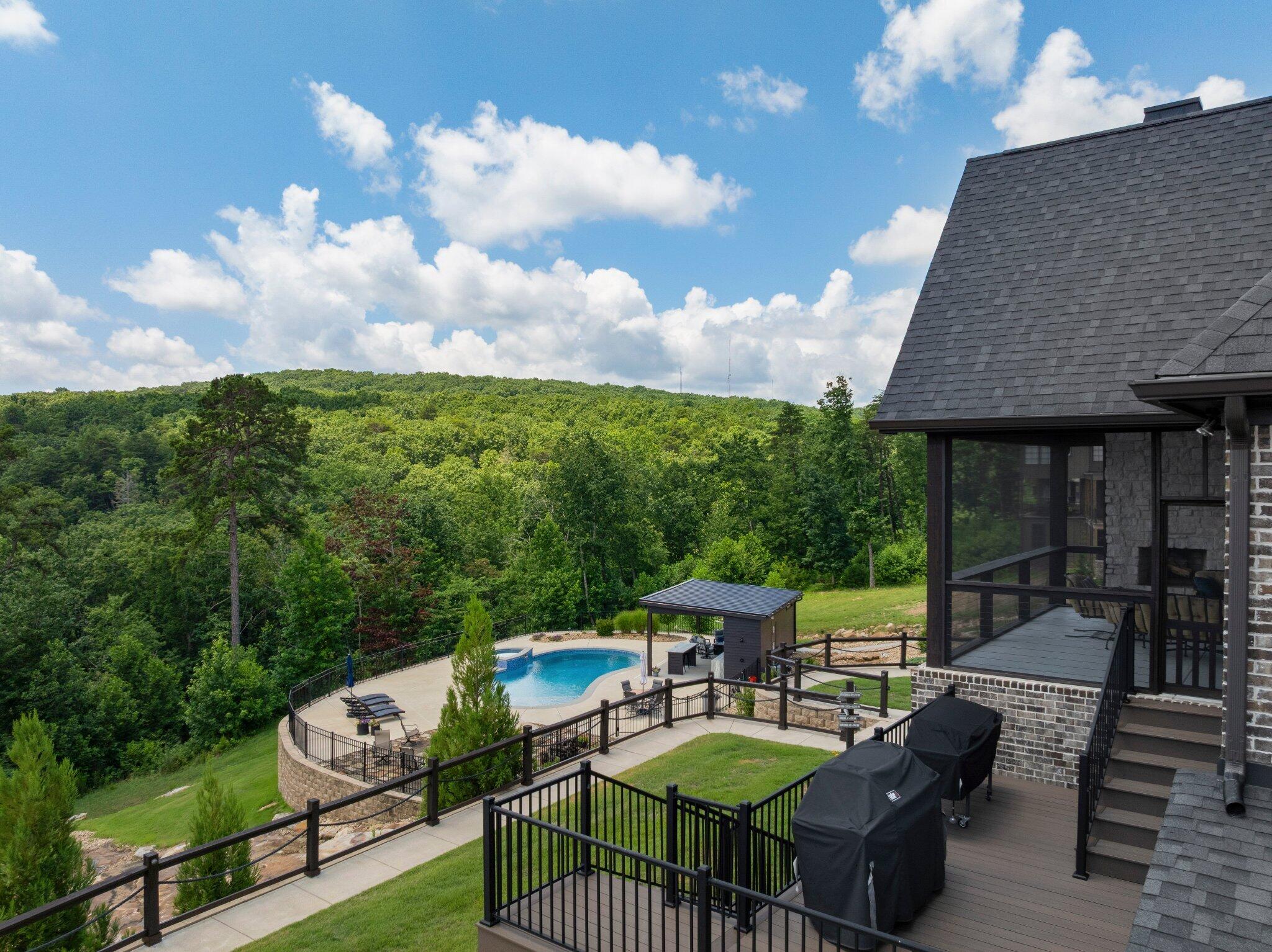 8008 Mountain Laurel Trail