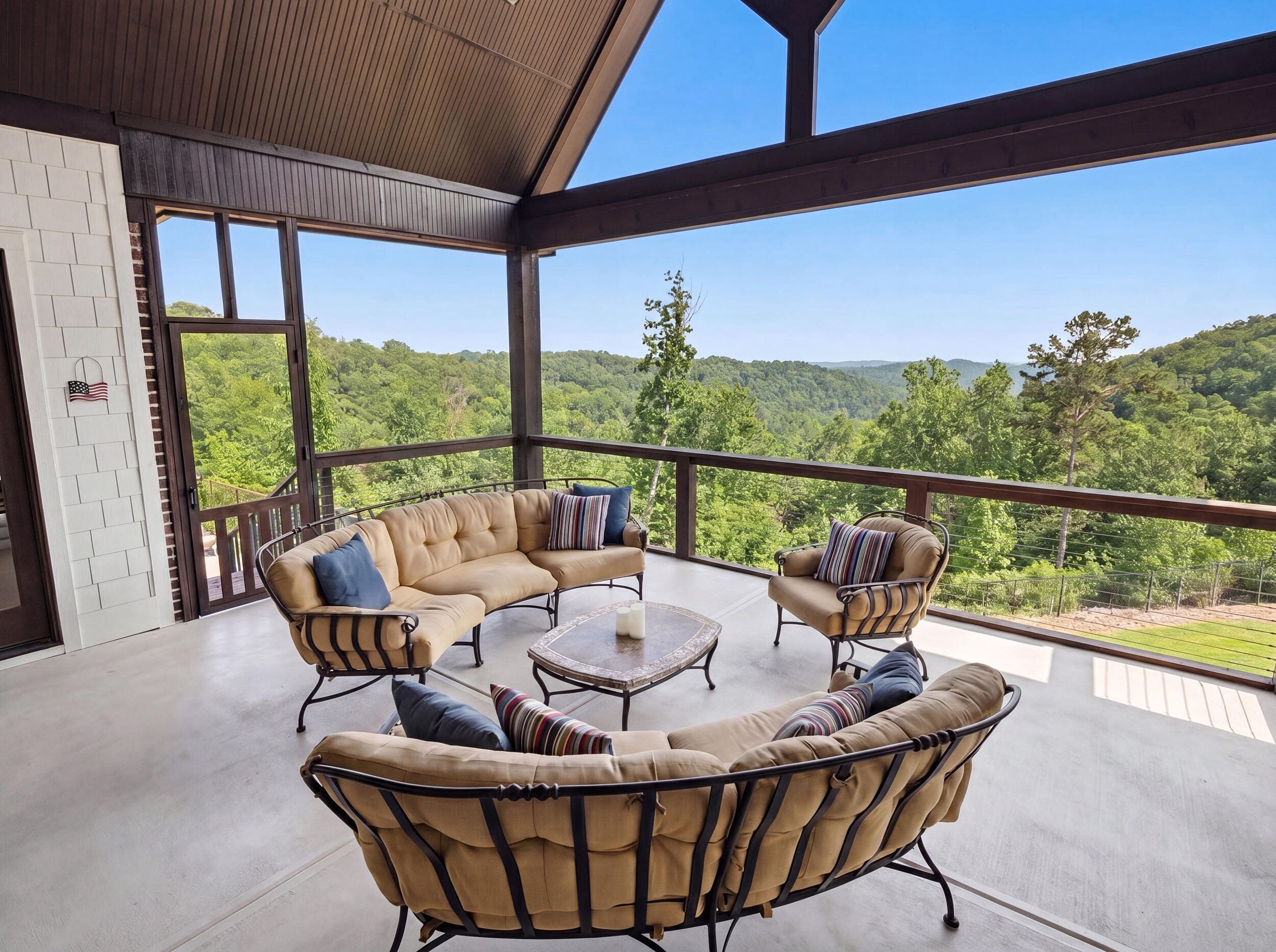 8008 Mountain Laurel Trail