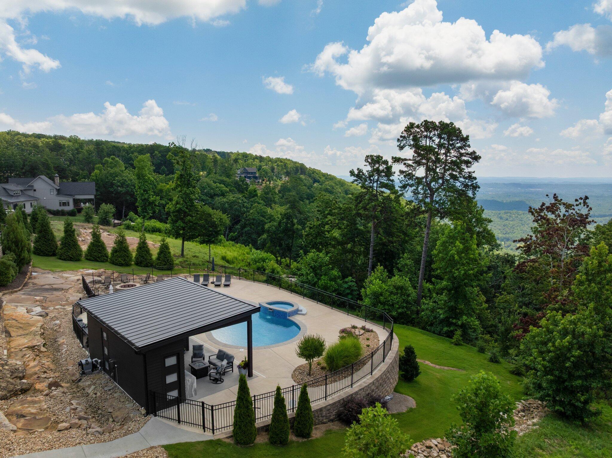 8008 Mountain Laurel Trail