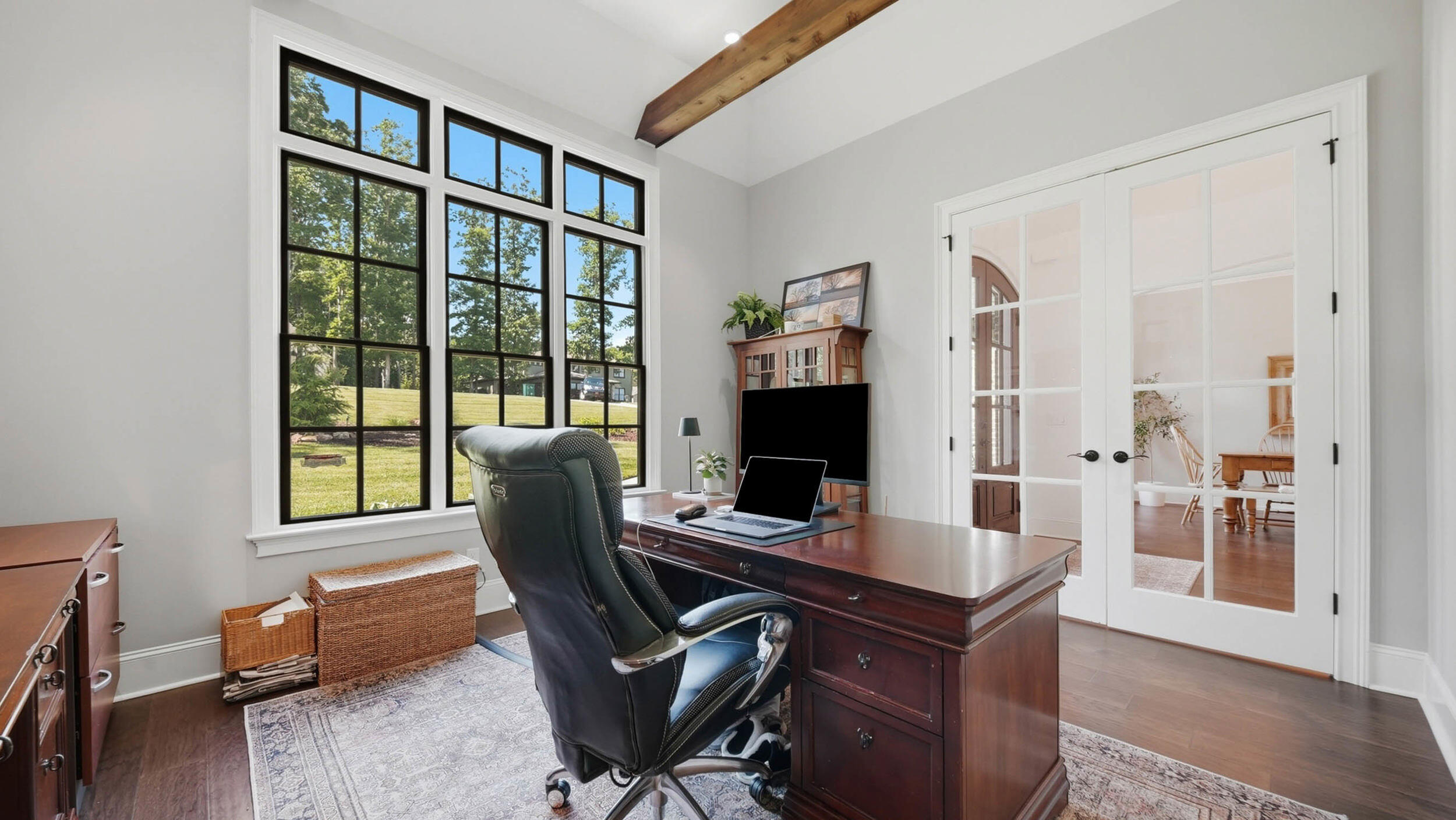 8008 Mountain Laurel Trail