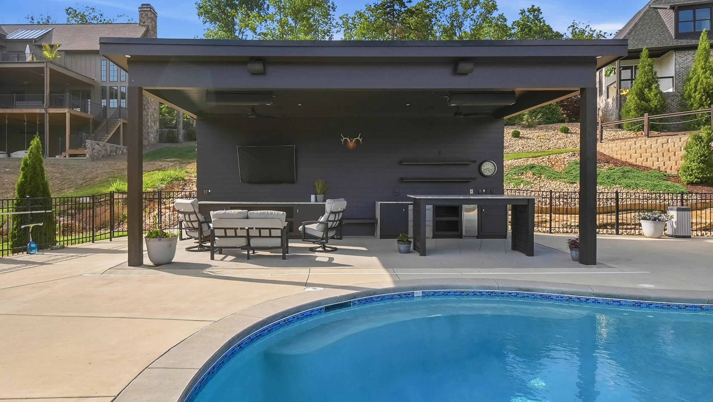 8008 Mountain Laurel Trail