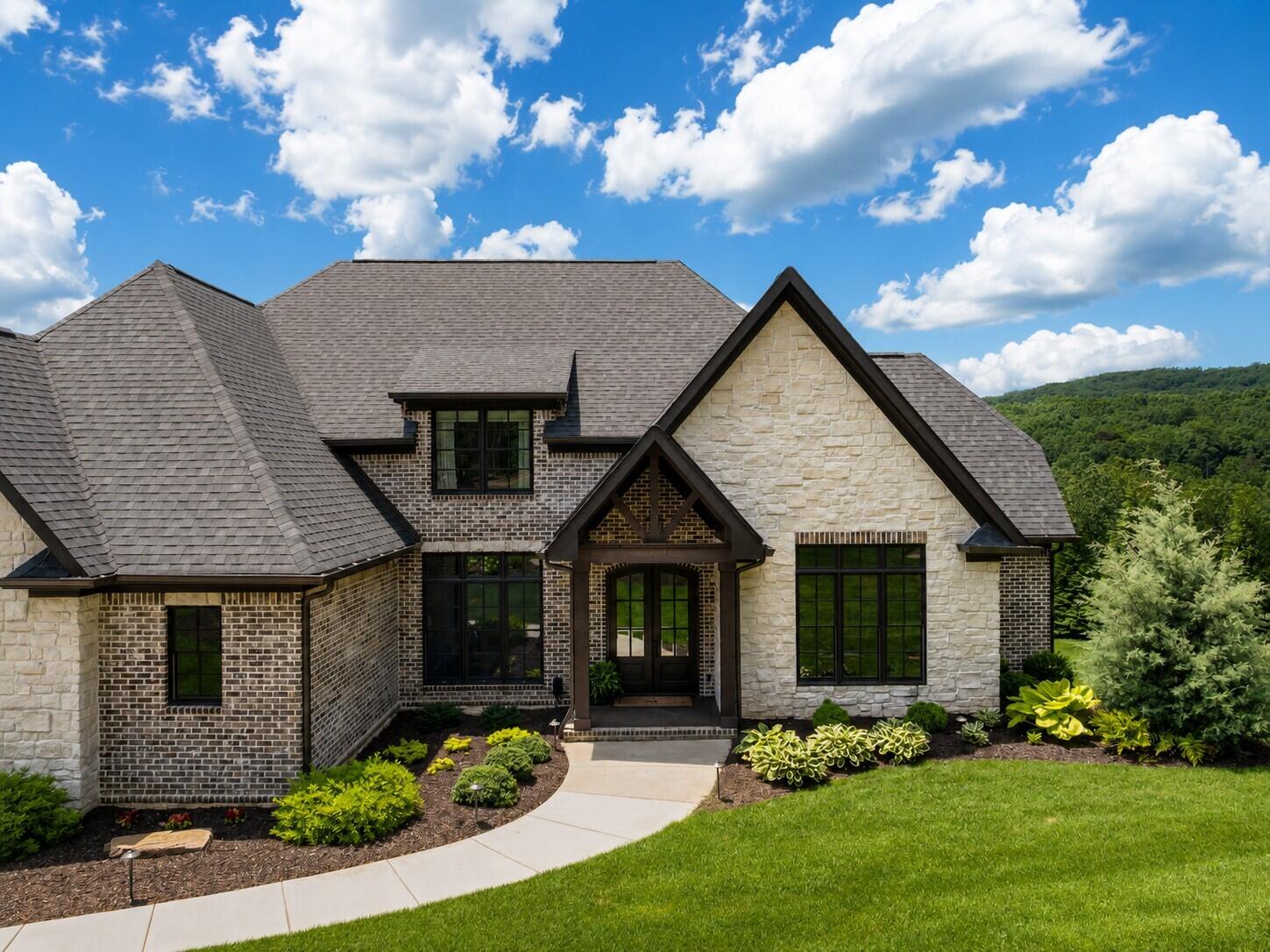 8008 Mountain Laurel Trail