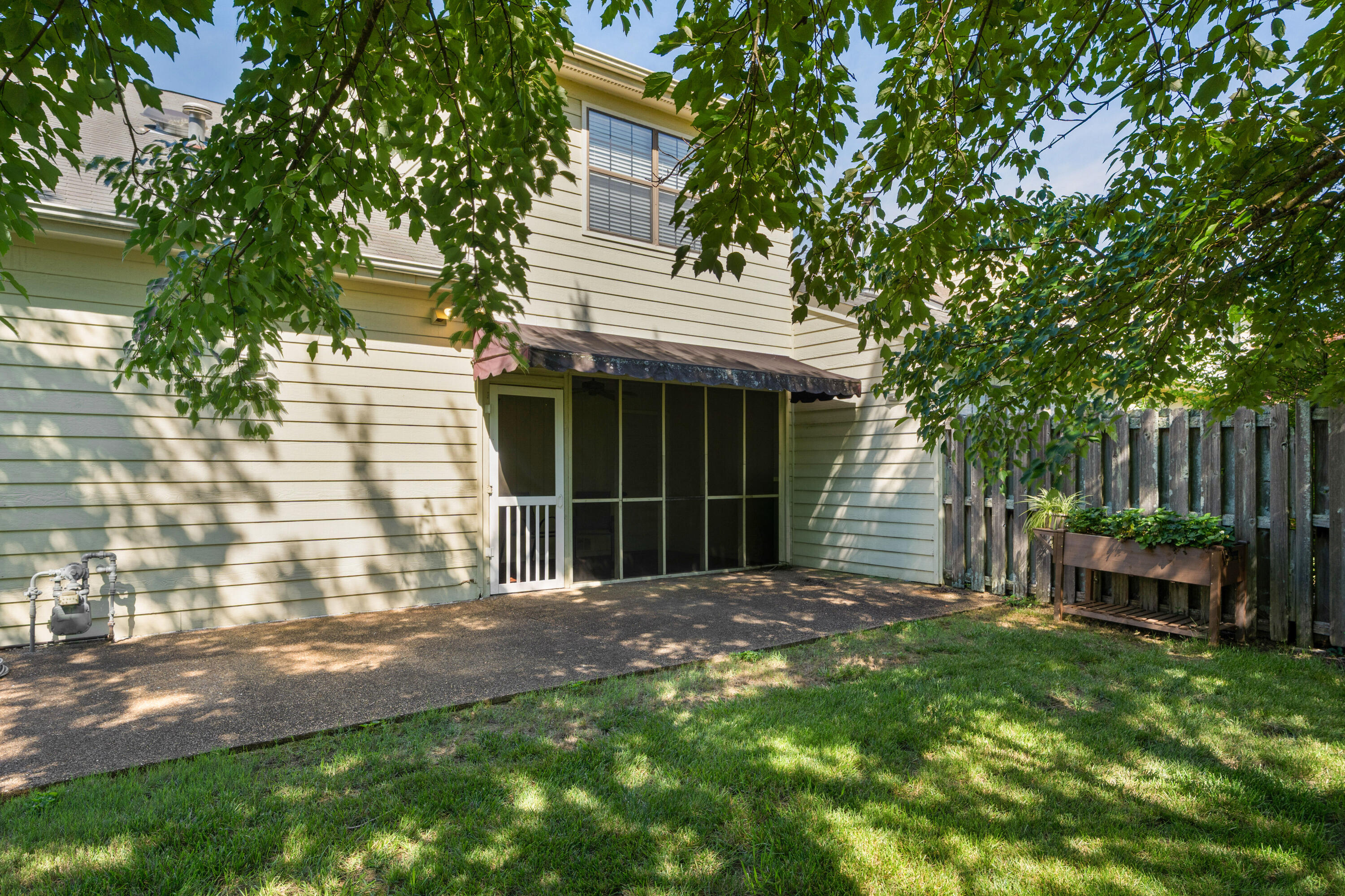 6573 Hickory Meadow Drive