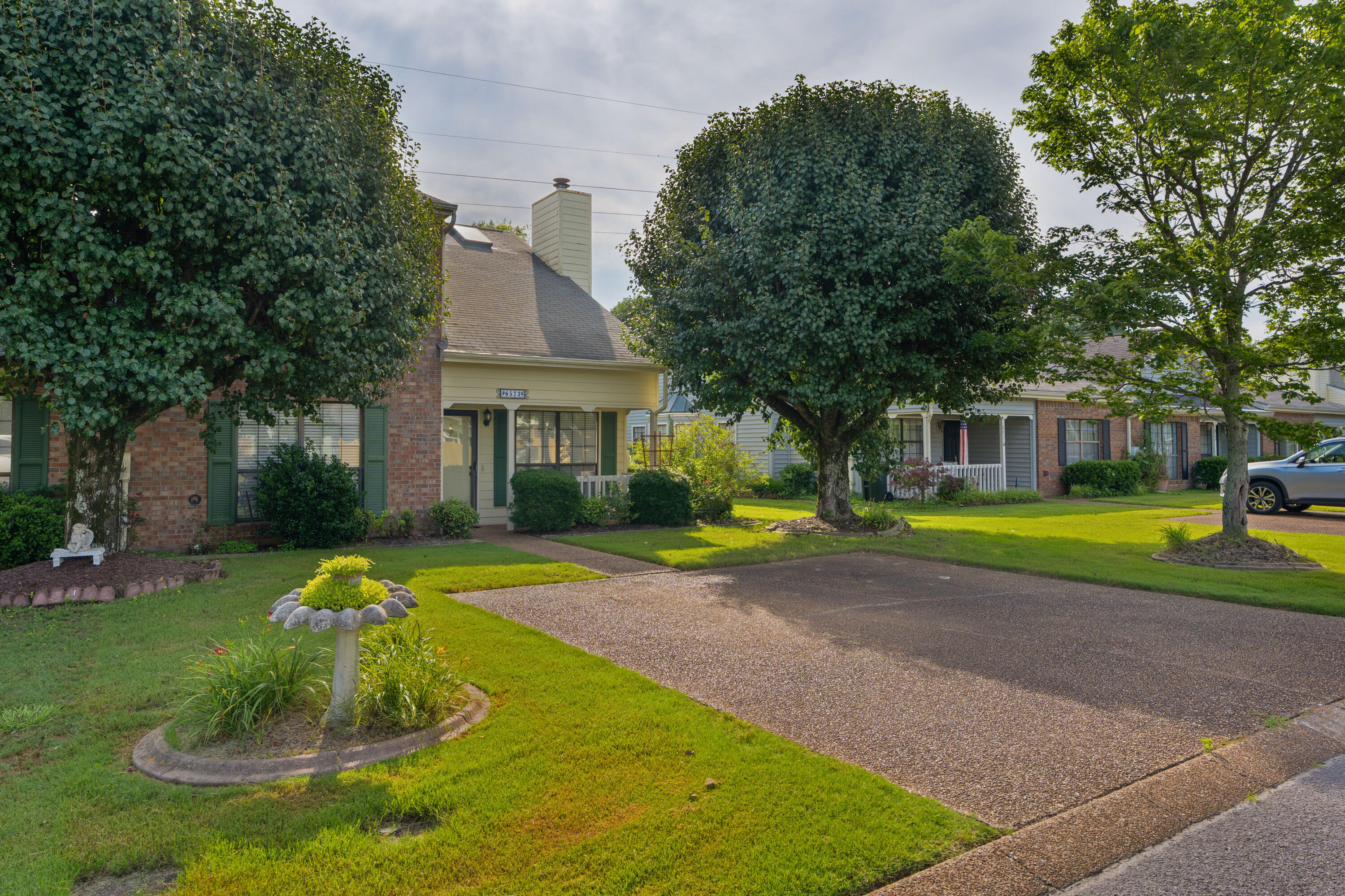 6573 Hickory Meadow Drive
