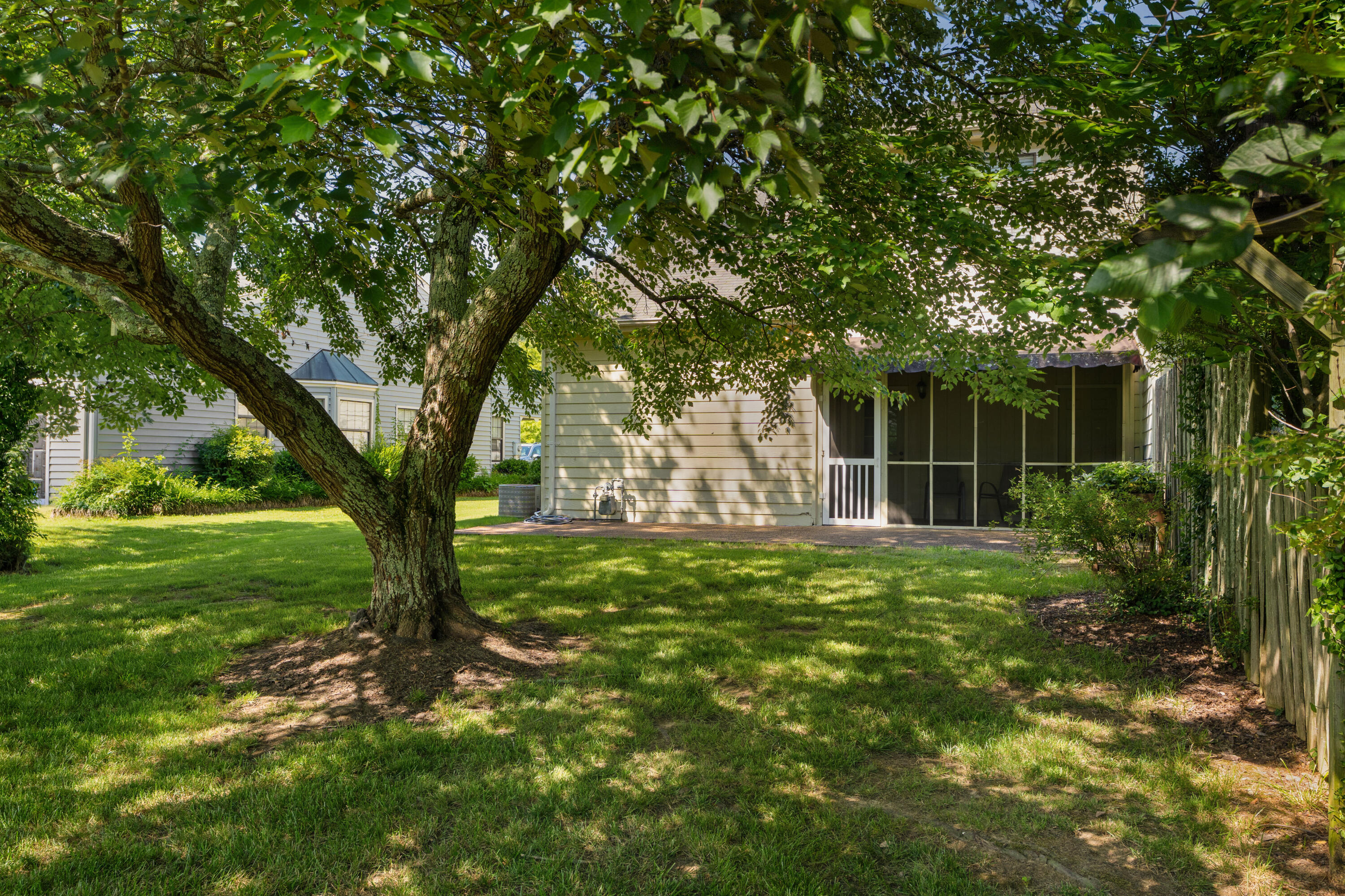 6573 Hickory Meadow Drive