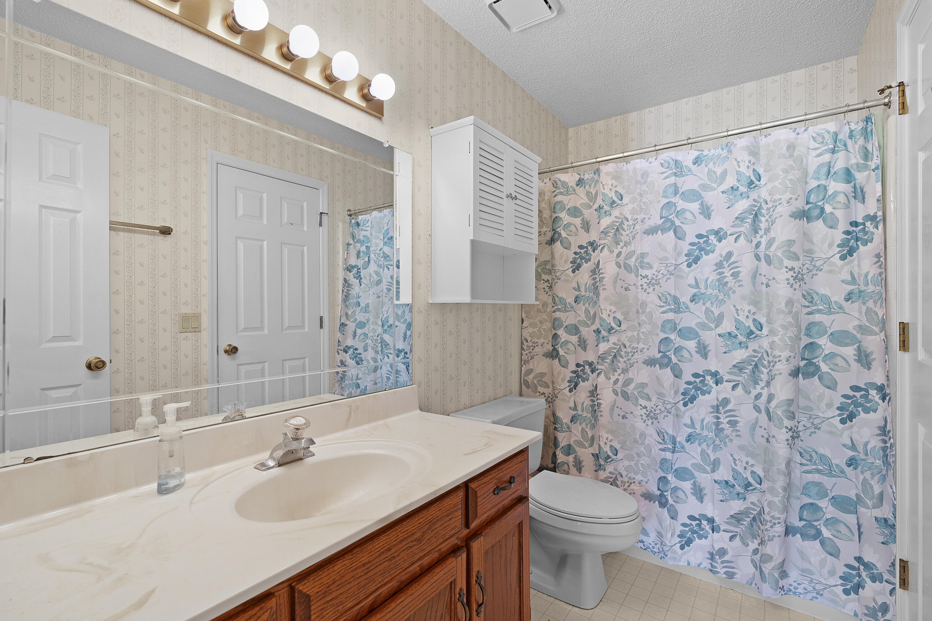 6573 Hickory Meadow Drive