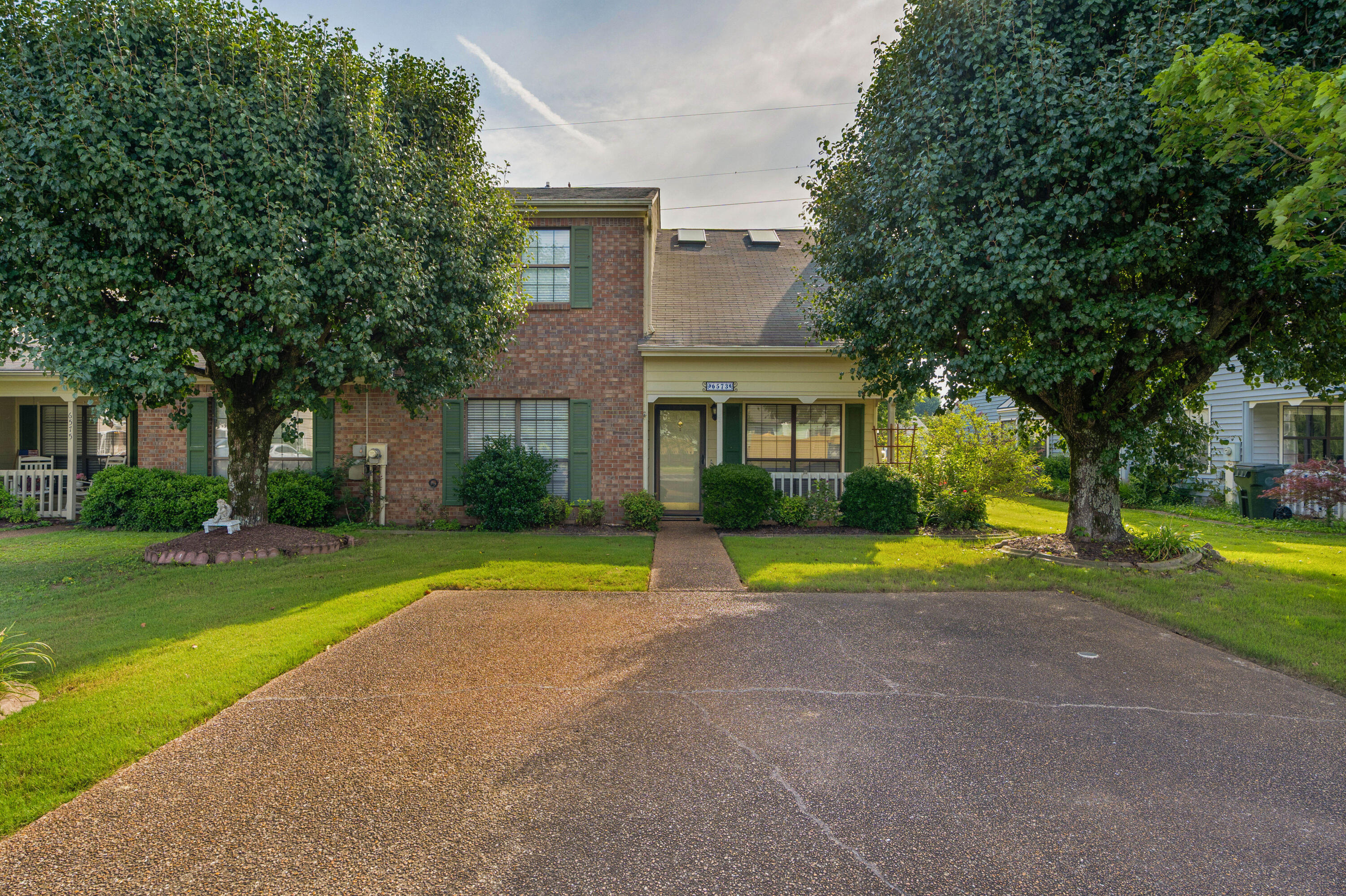 6573 Hickory Meadow Drive