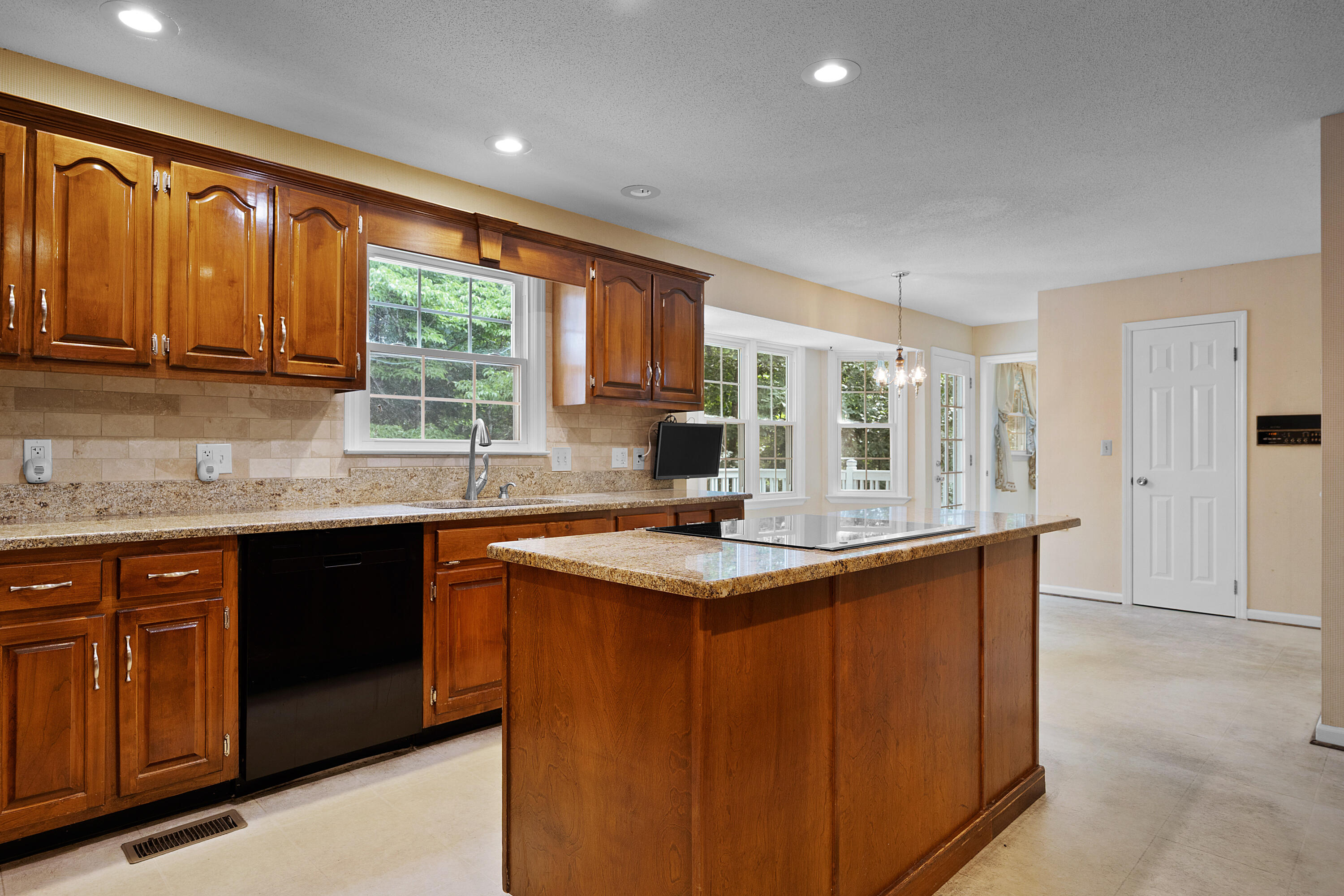 709 Rocky Shadows Drive