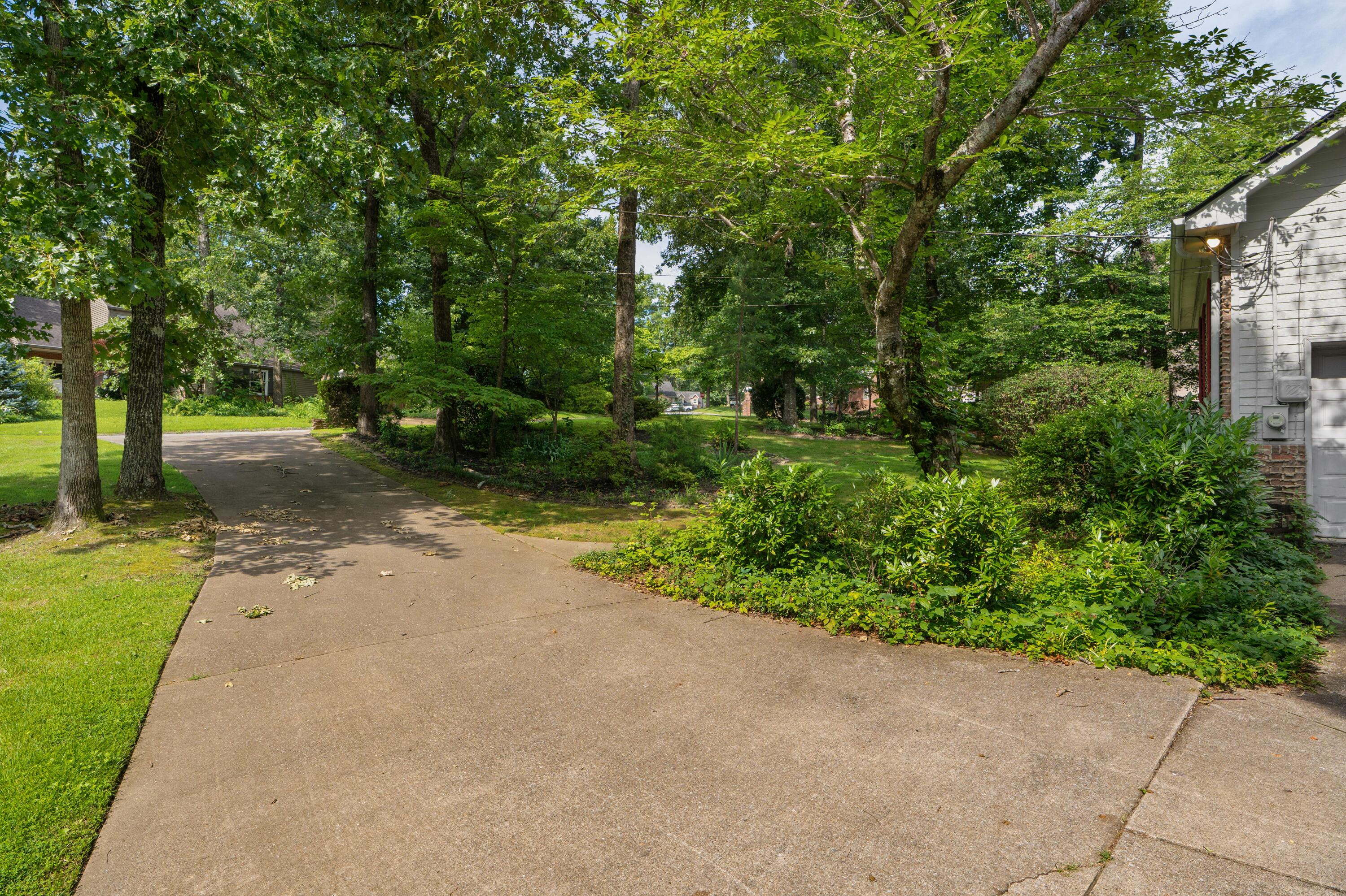 709 Rocky Shadows Drive