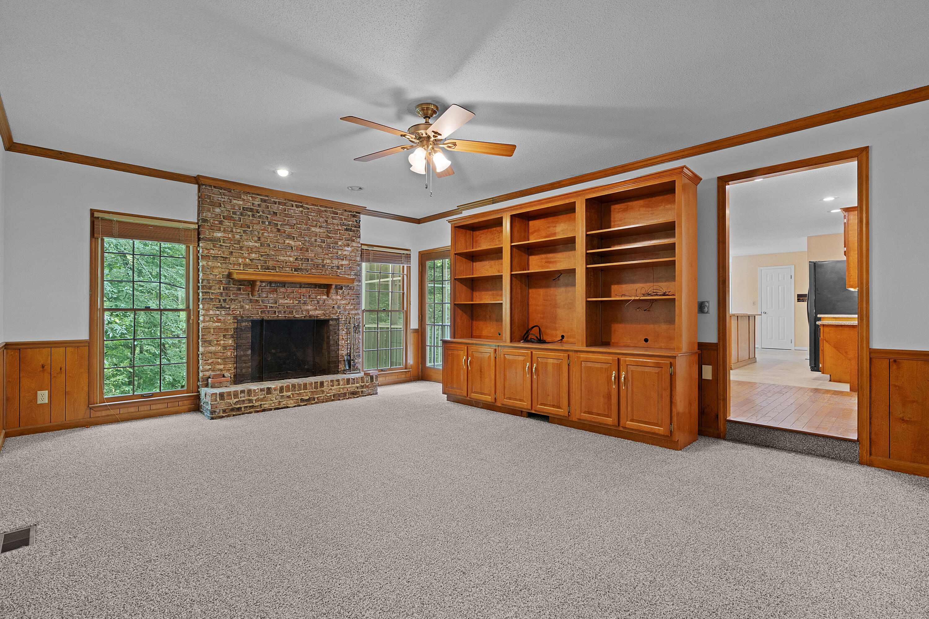 709 Rocky Shadows Drive