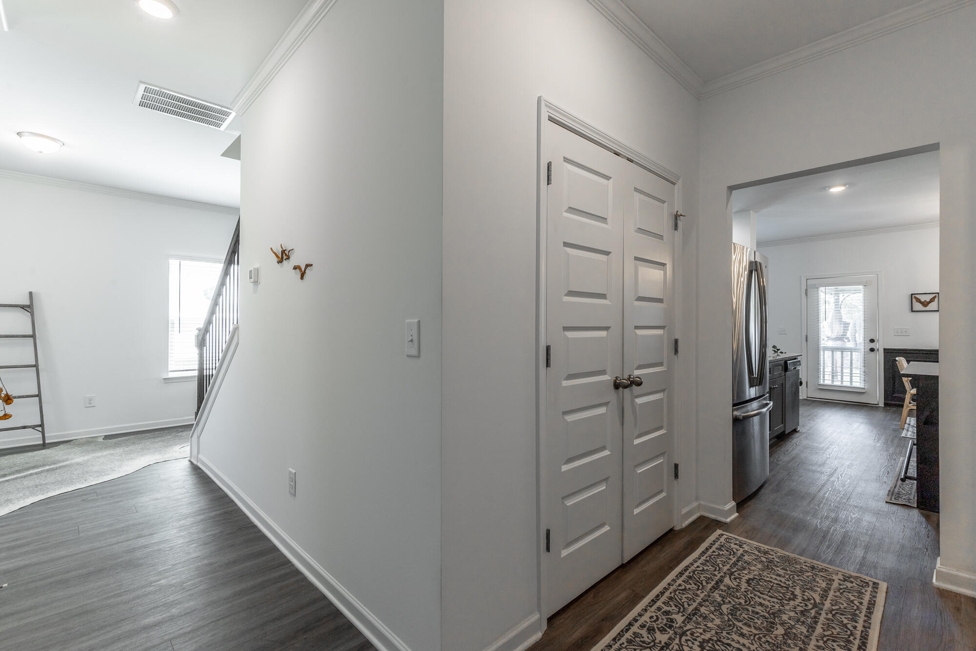 6854 Dharma Loop