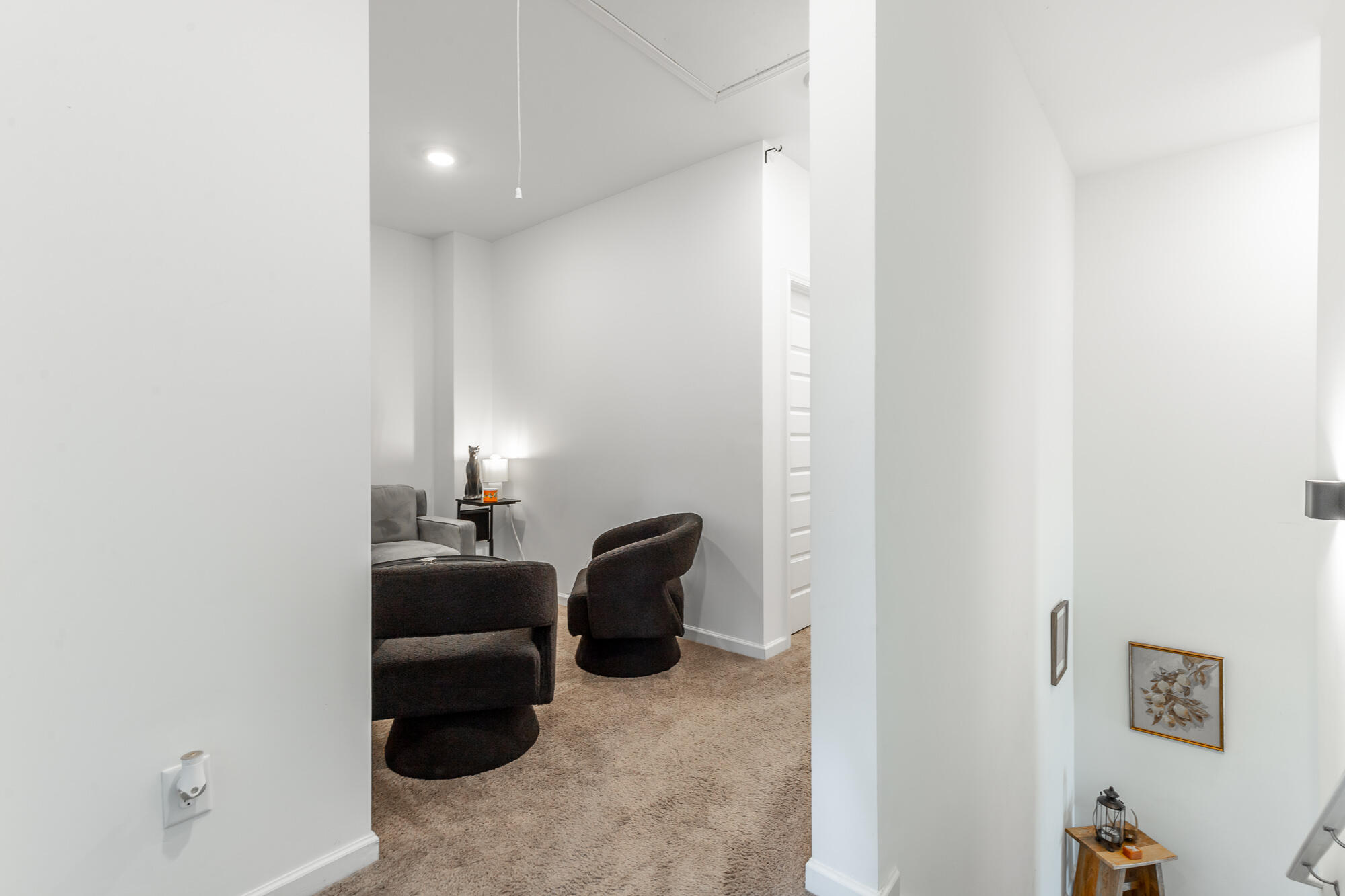 6854 Dharma Loop