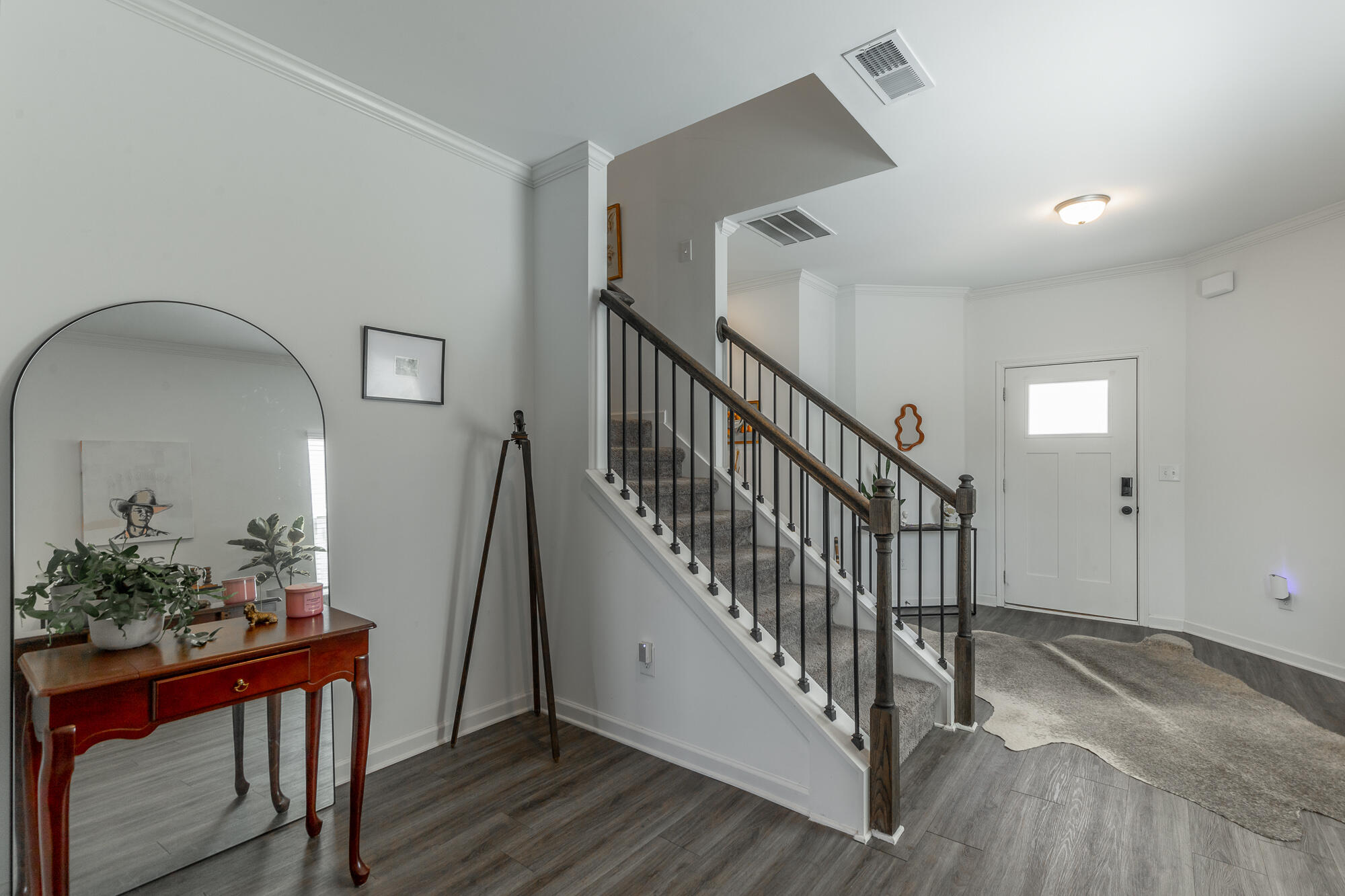 6854 Dharma Loop