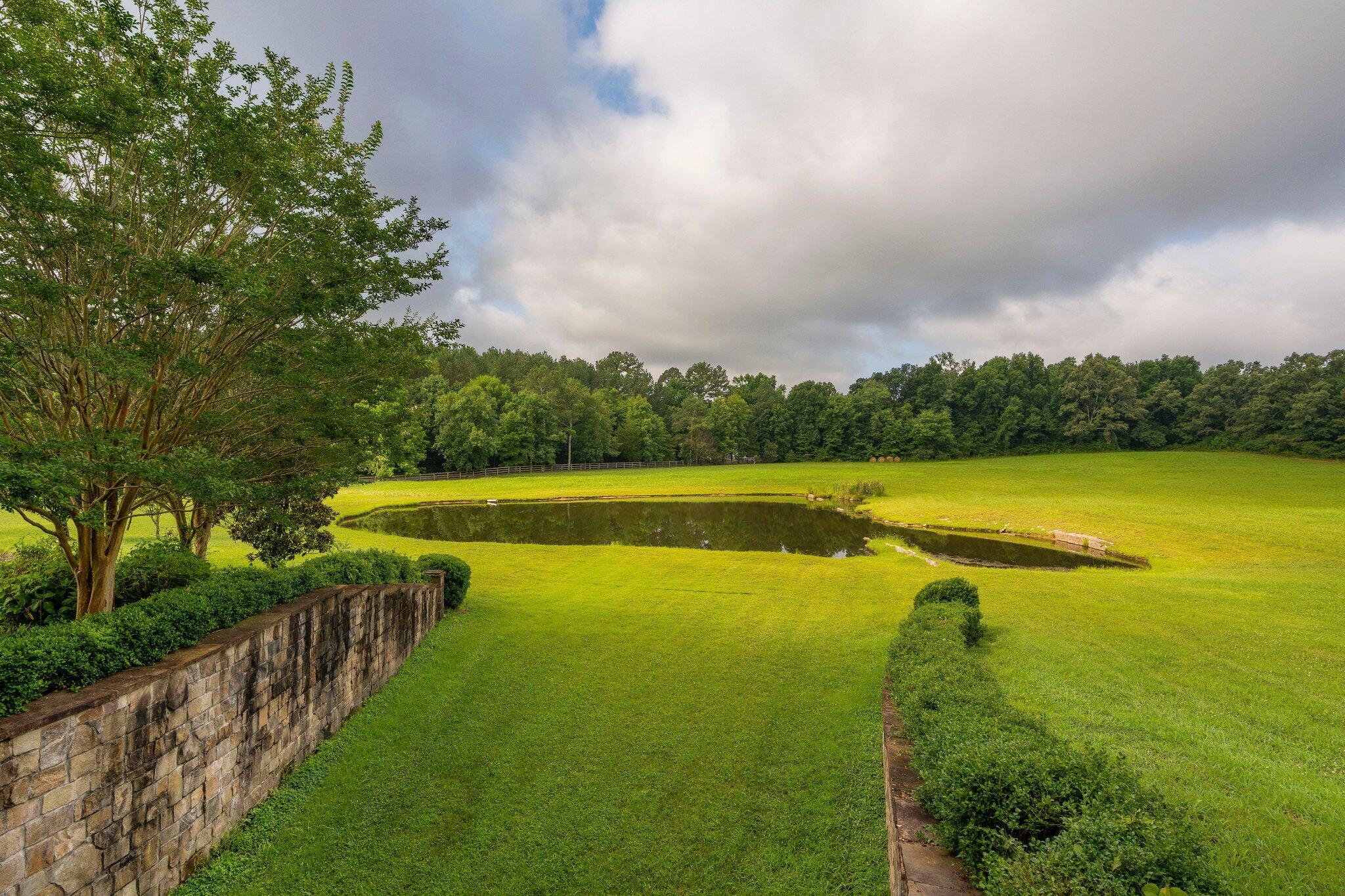 520 Cedar Springs Church Road SE