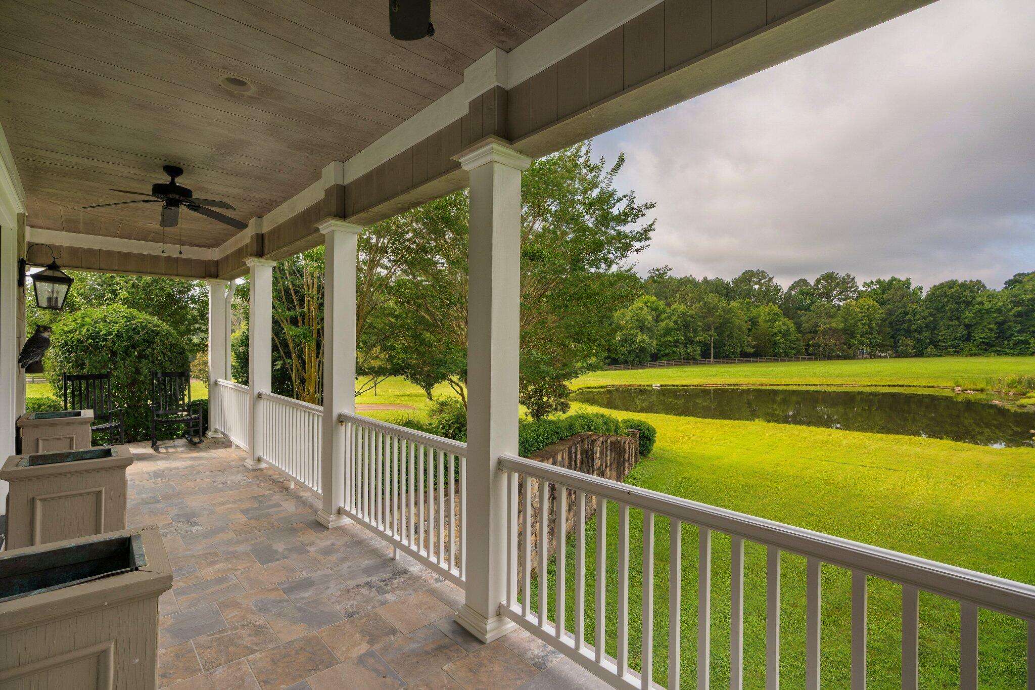 520 Cedar Springs Church Road SE