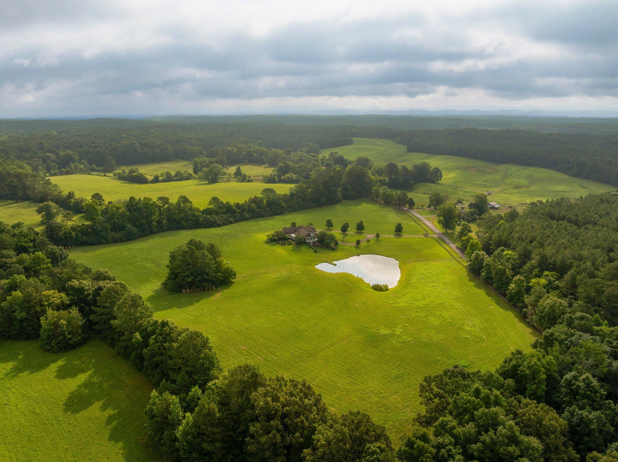 520 Cedar Springs Church Road SE