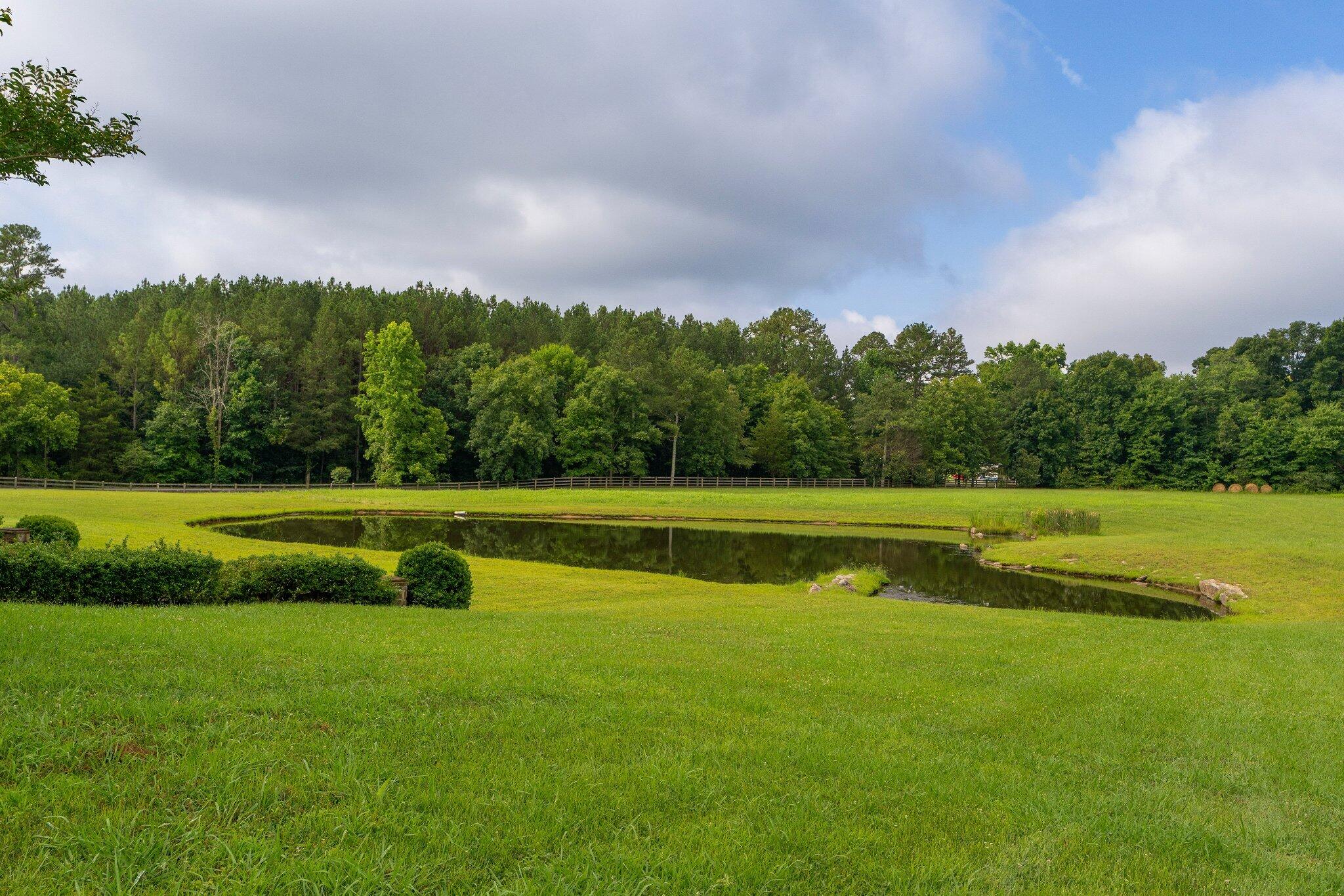 520 Cedar Springs Church Road SE