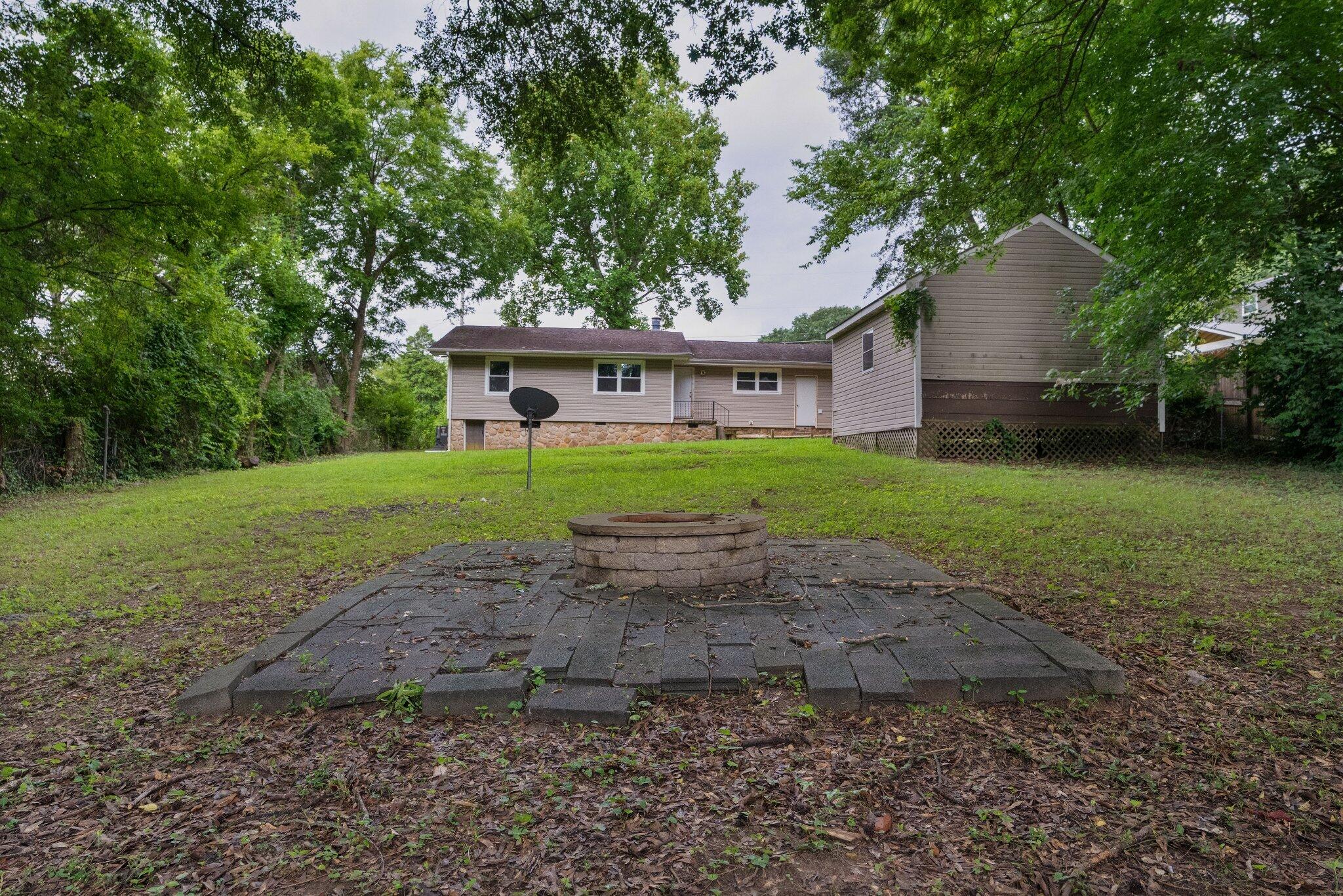 4519 Paw Trail