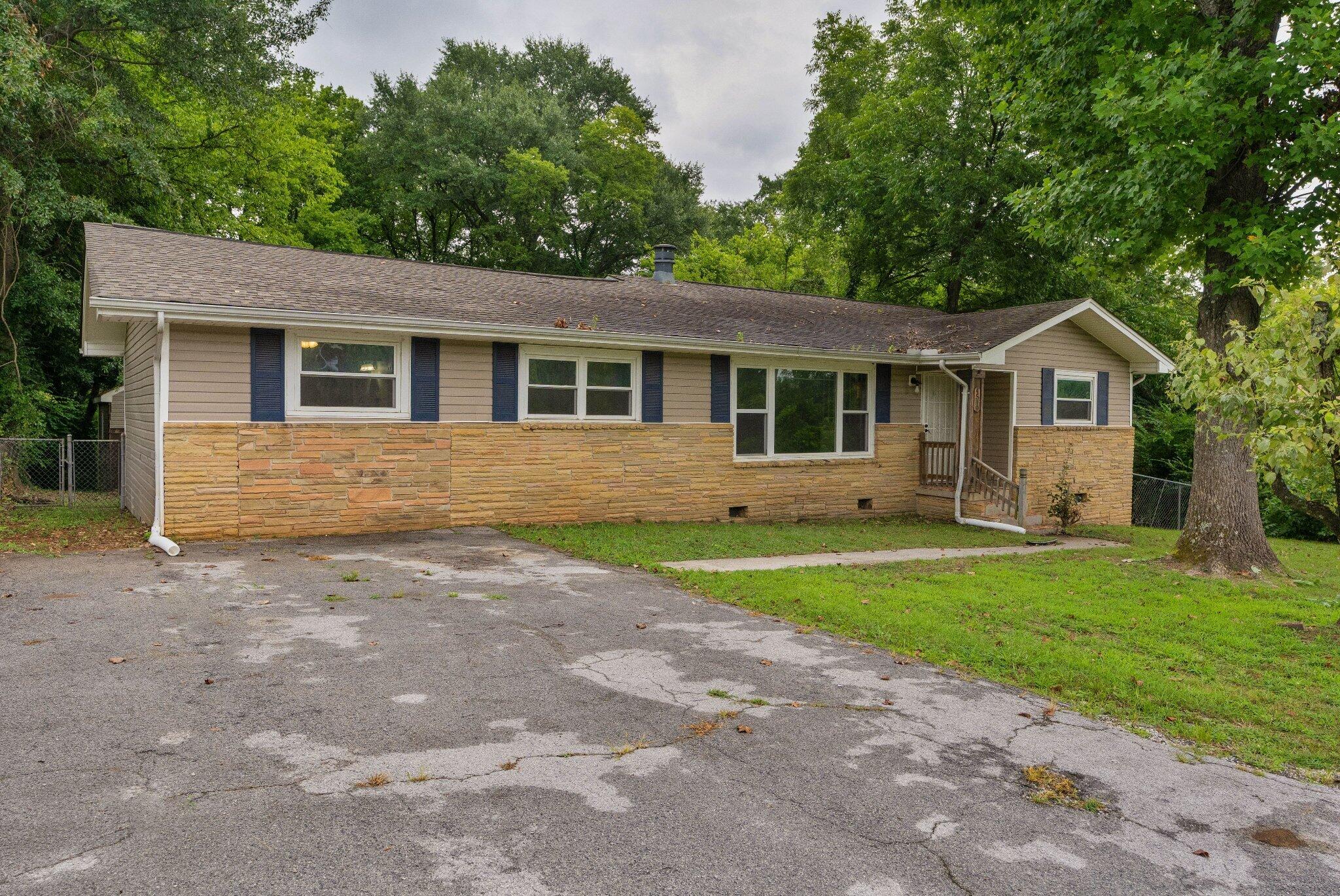 4519 Paw Trail